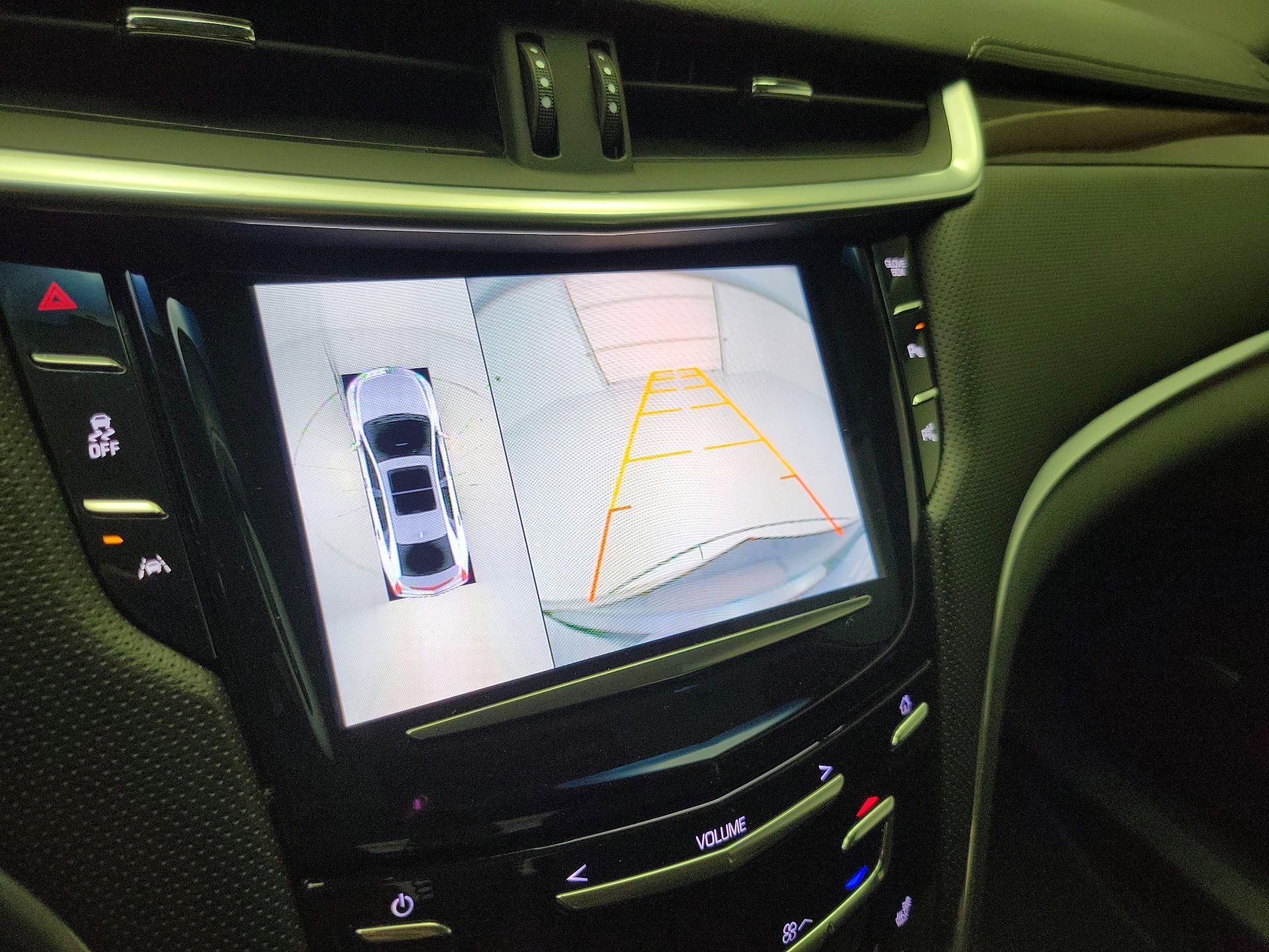 Thumbnail: 2016 Cadillac XTS - 14