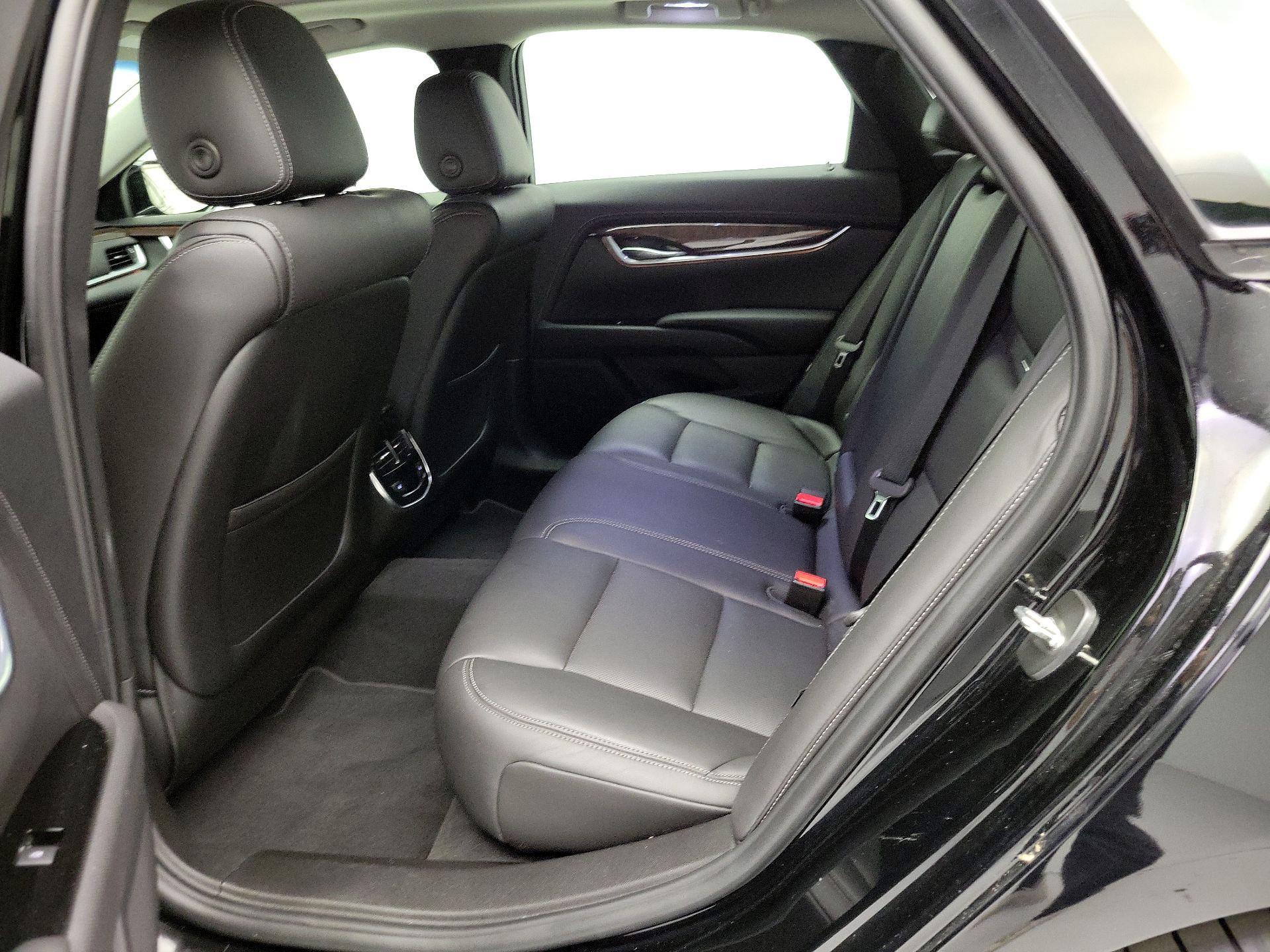 Thumbnail: 2016 Cadillac XTS - 19
