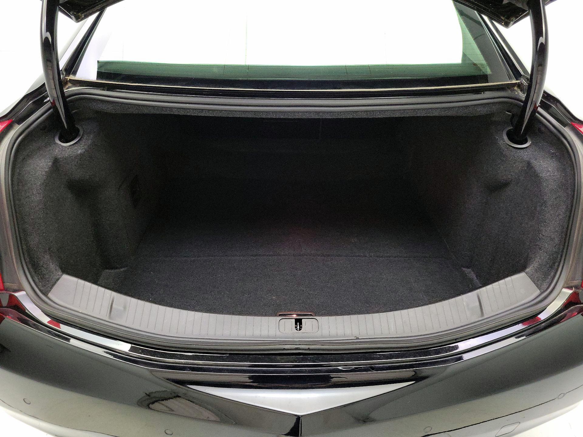 Thumbnail: 2016 Cadillac XTS - 20