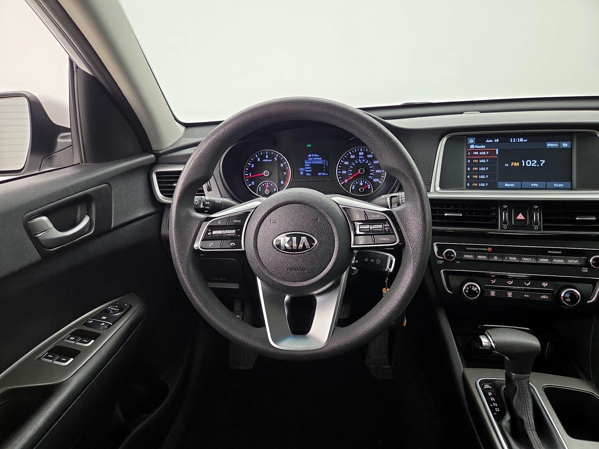 Thumbnail: 2019 Kia Optima - 10