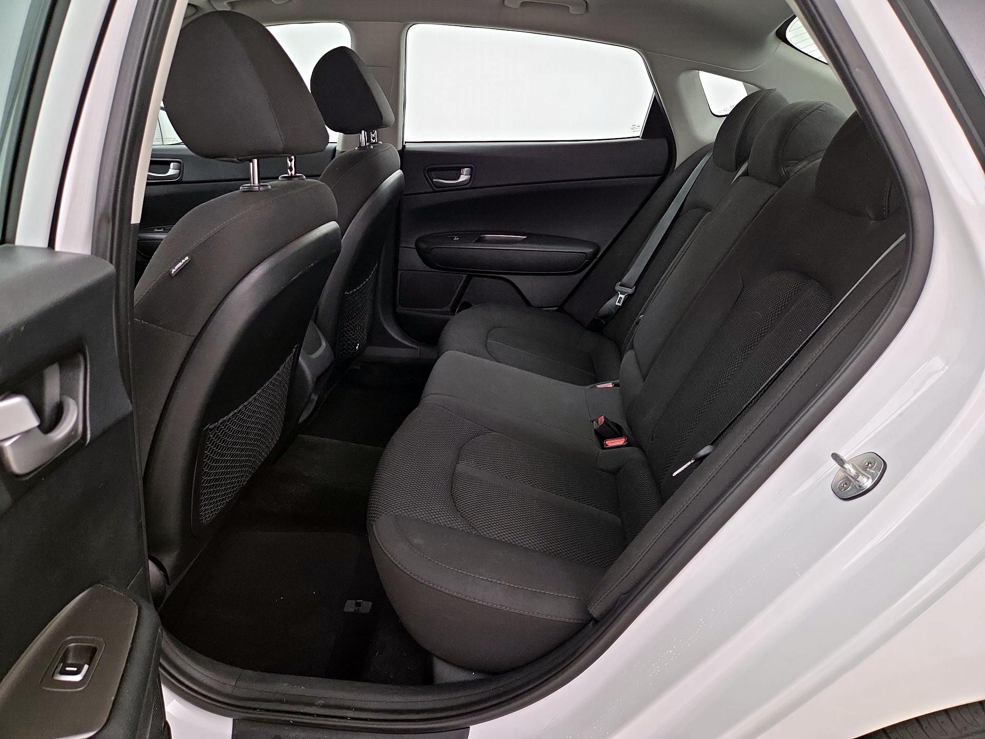 Thumbnail: 2019 Kia Optima - 19