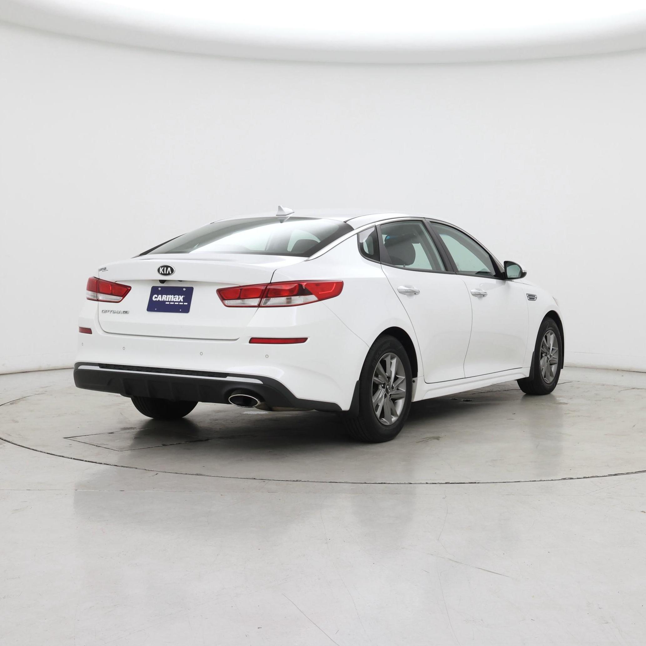 Thumbnail: 2019 Kia Optima - 8