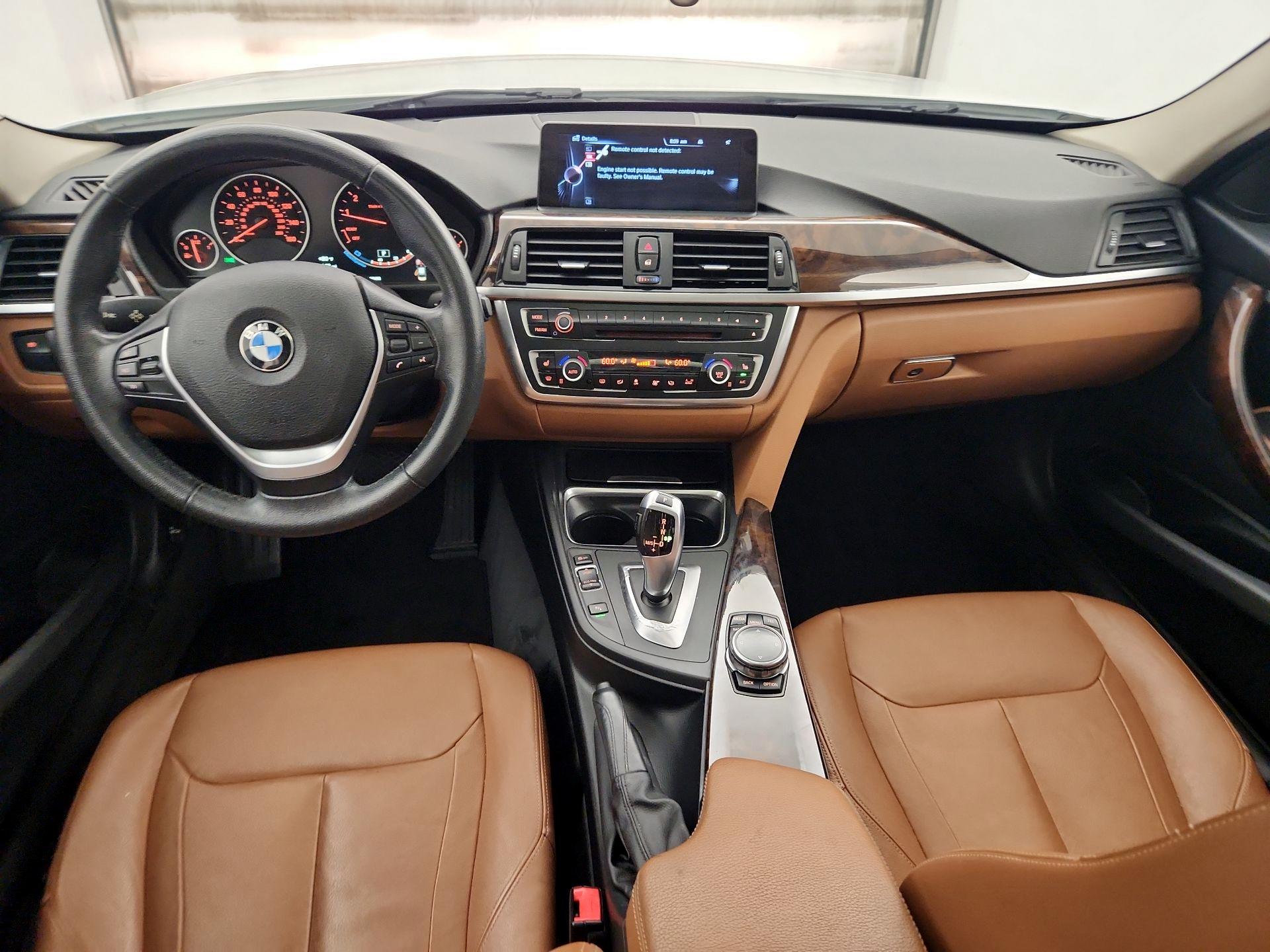 Thumbnail: 2015 BMW 3 Series - 9
