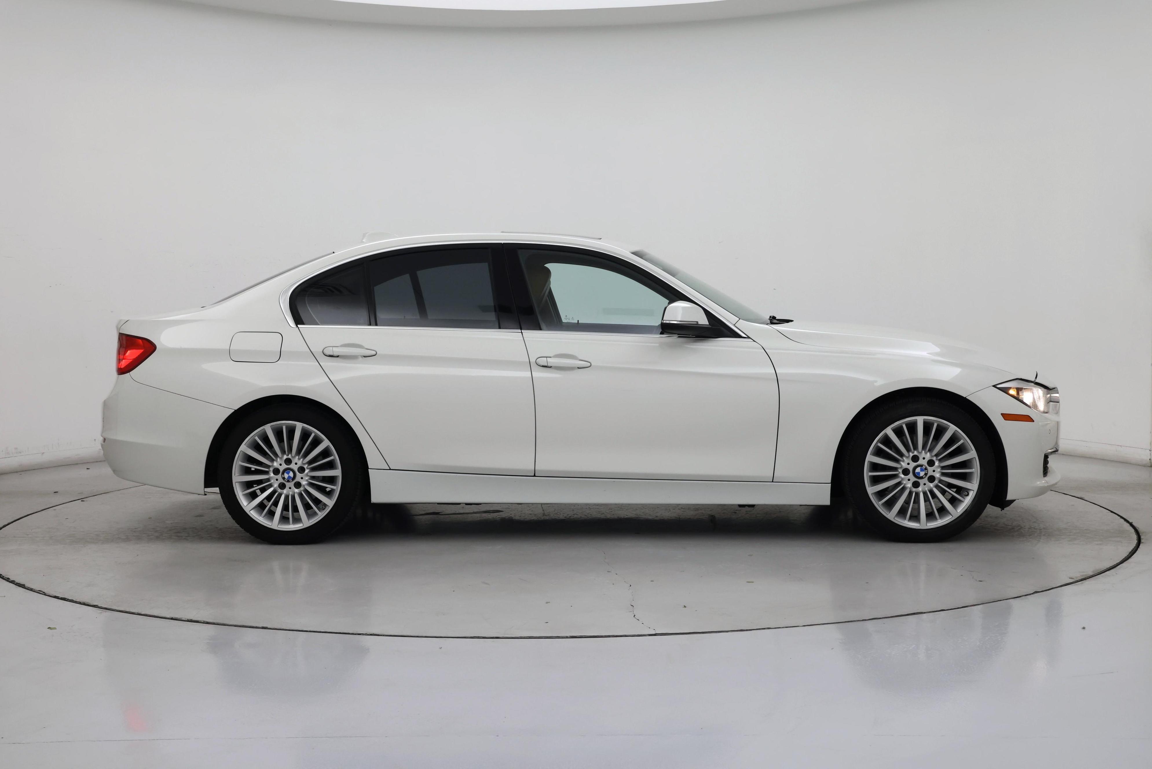 Thumbnail: 2015 BMW 3 Series - 7