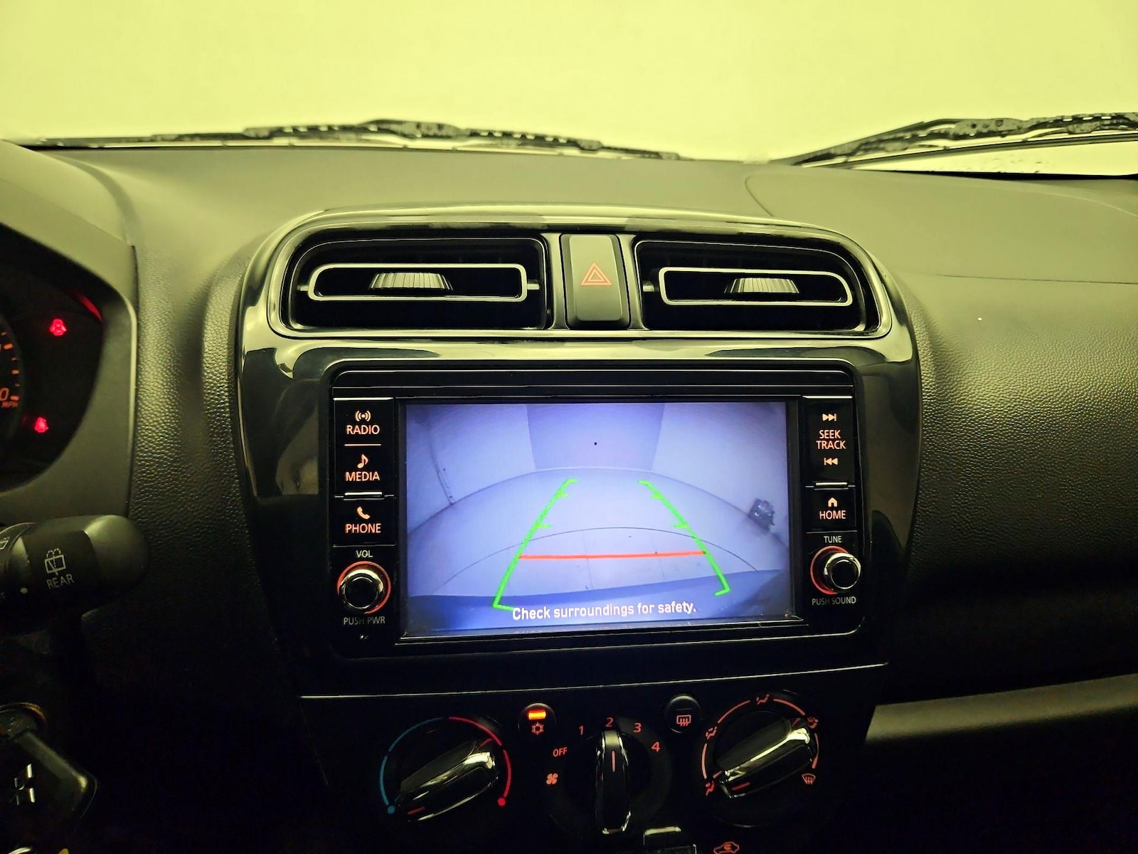 2019 Mitsubishi Mirage ES - Photo 14