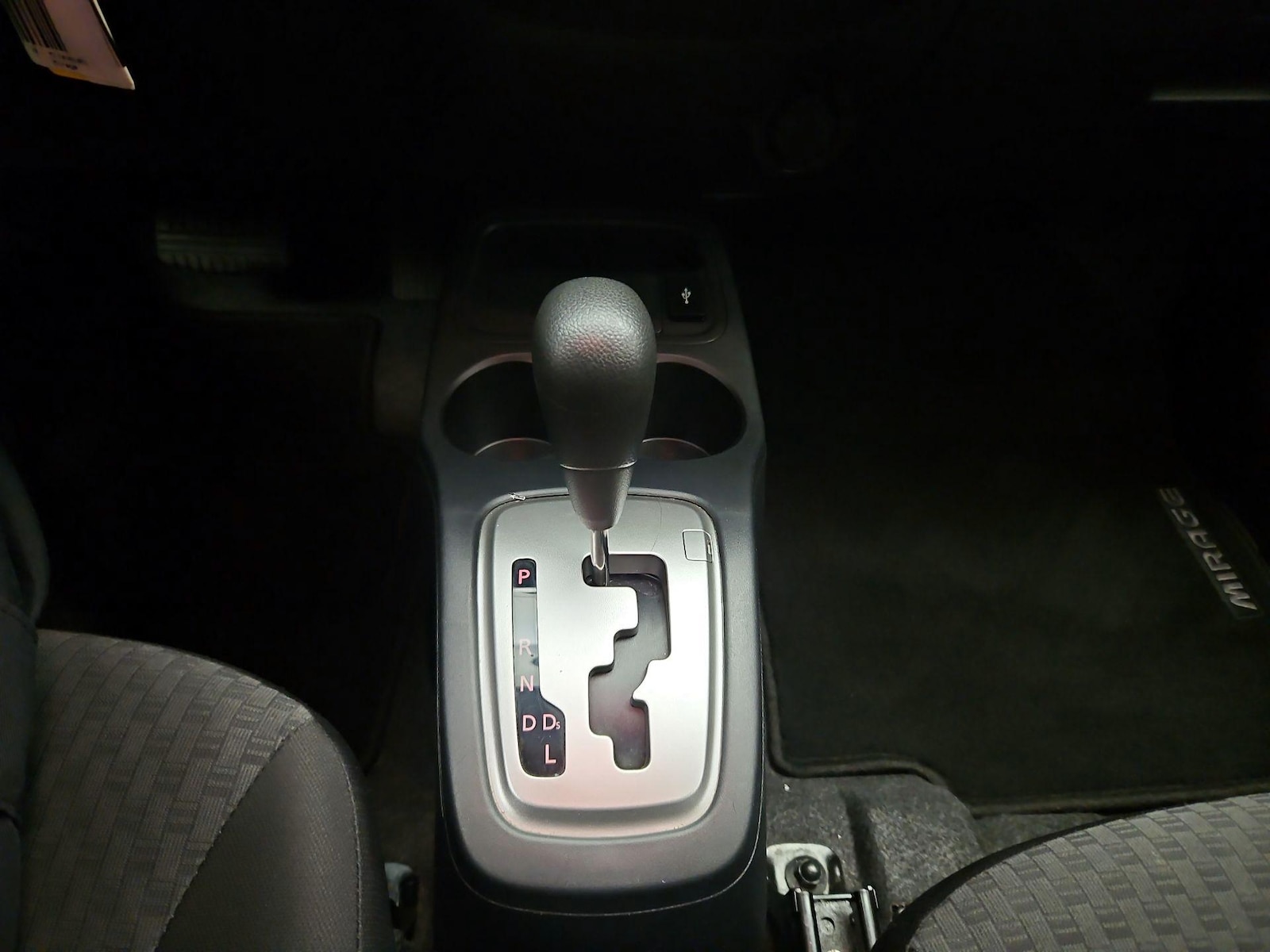 2019 Mitsubishi Mirage ES - Photo 17