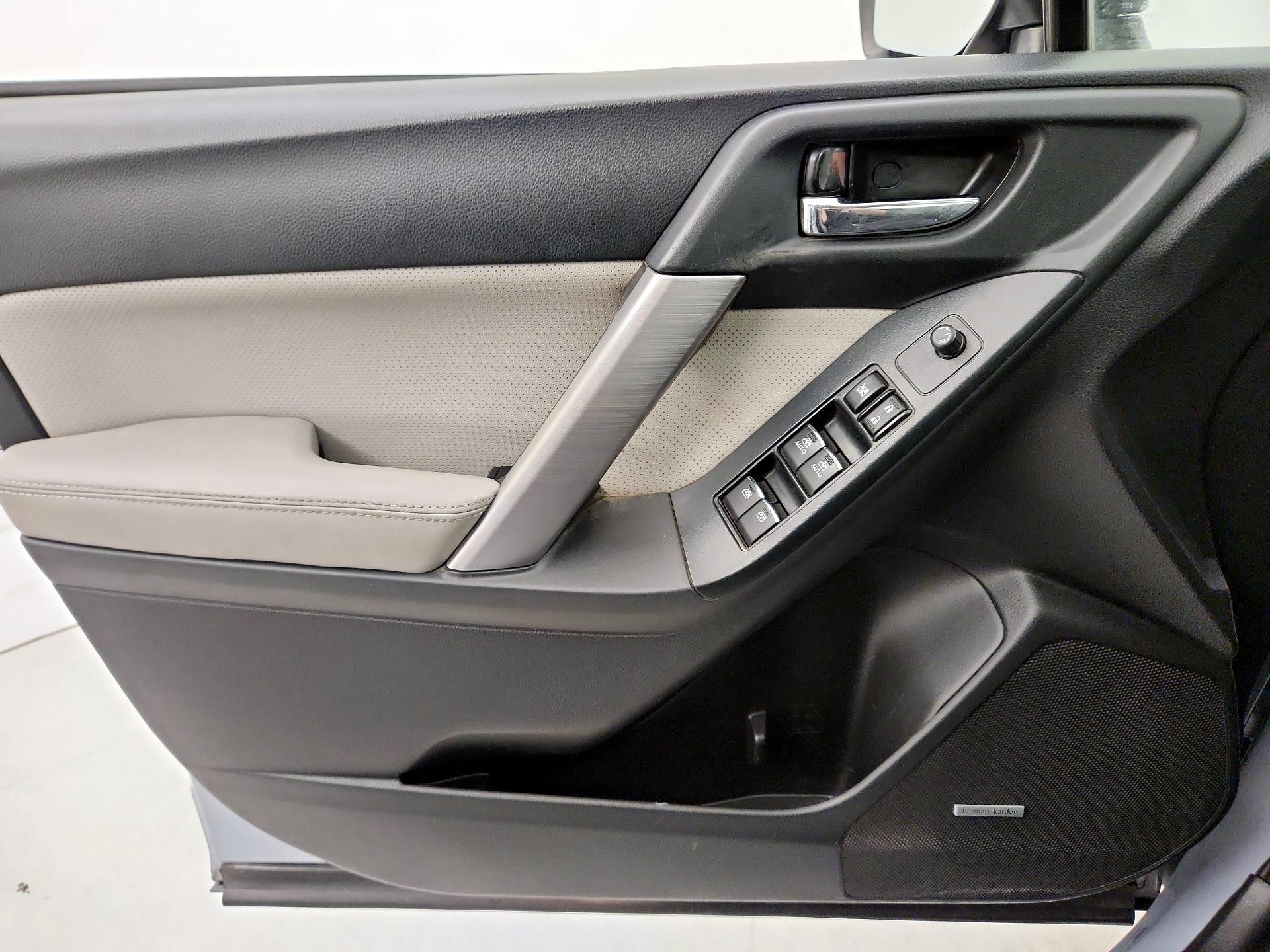 Thumbnail: 2017 Subaru Forester - 12