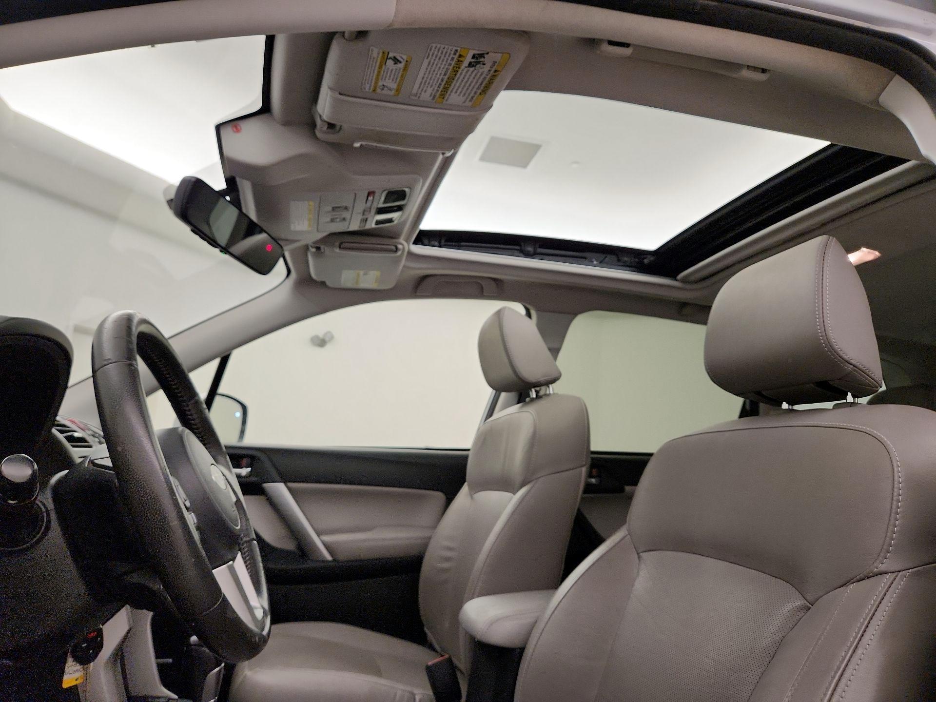Thumbnail: 2017 Subaru Forester - 19