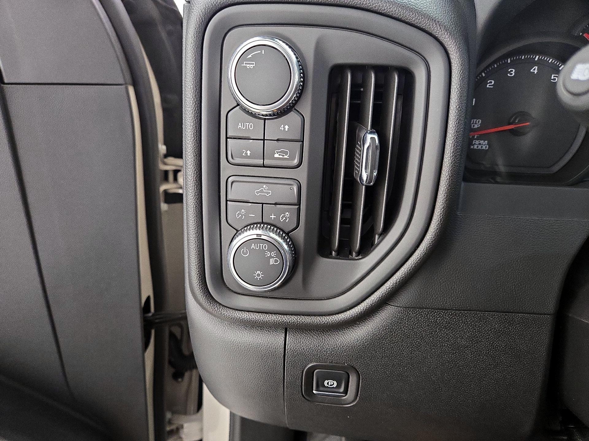 Thumbnail: 2026 GMC Sierra 1500 - 13