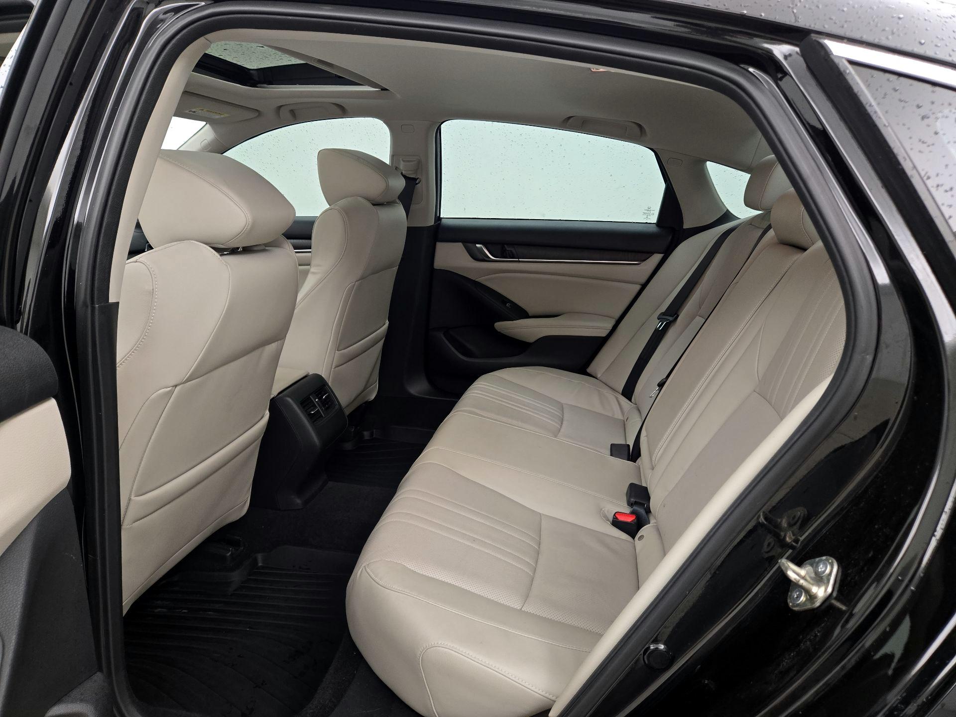 Thumbnail: 2018 Honda Accord - 20