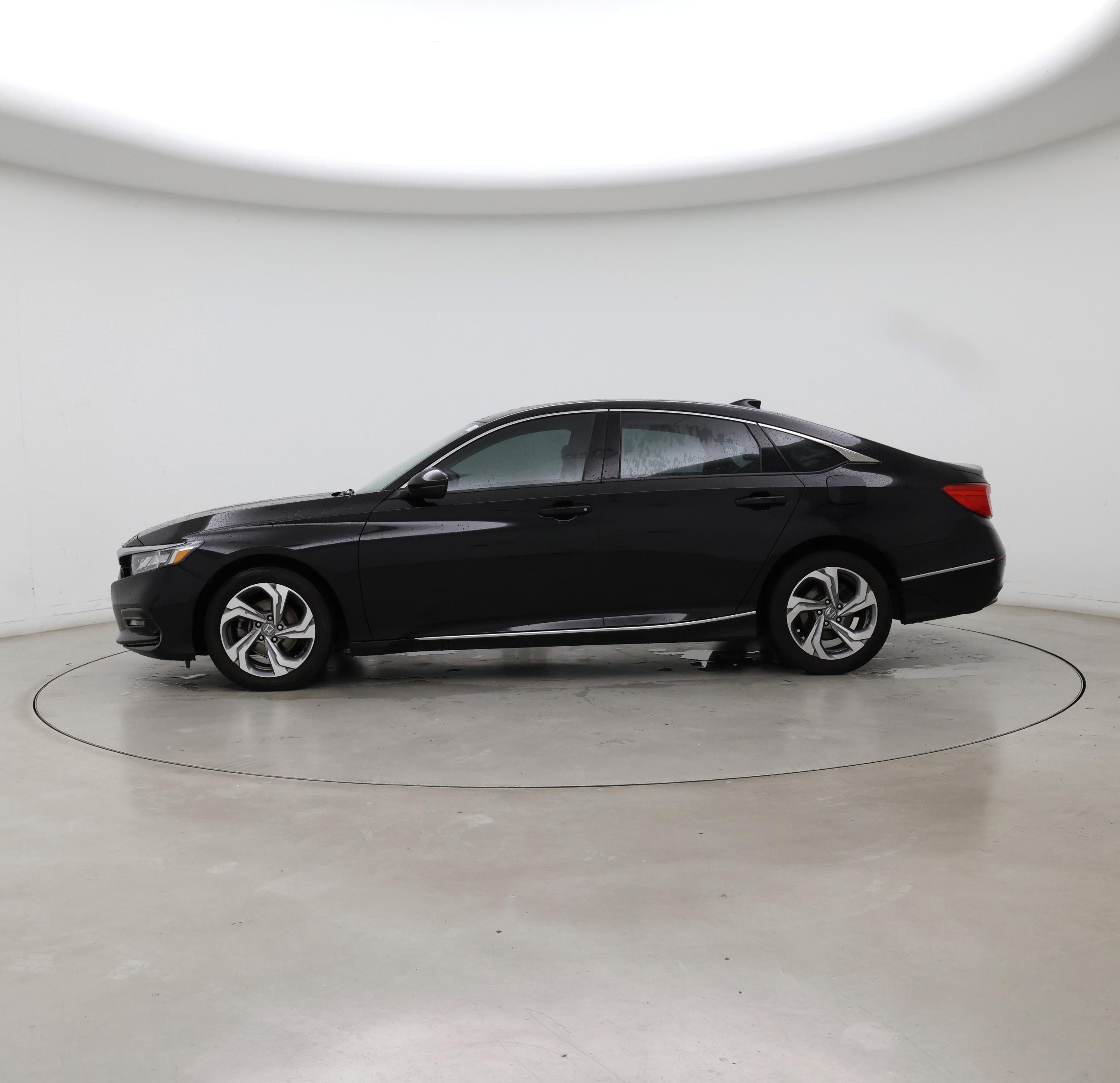 Thumbnail: 2018 Honda Accord - 3