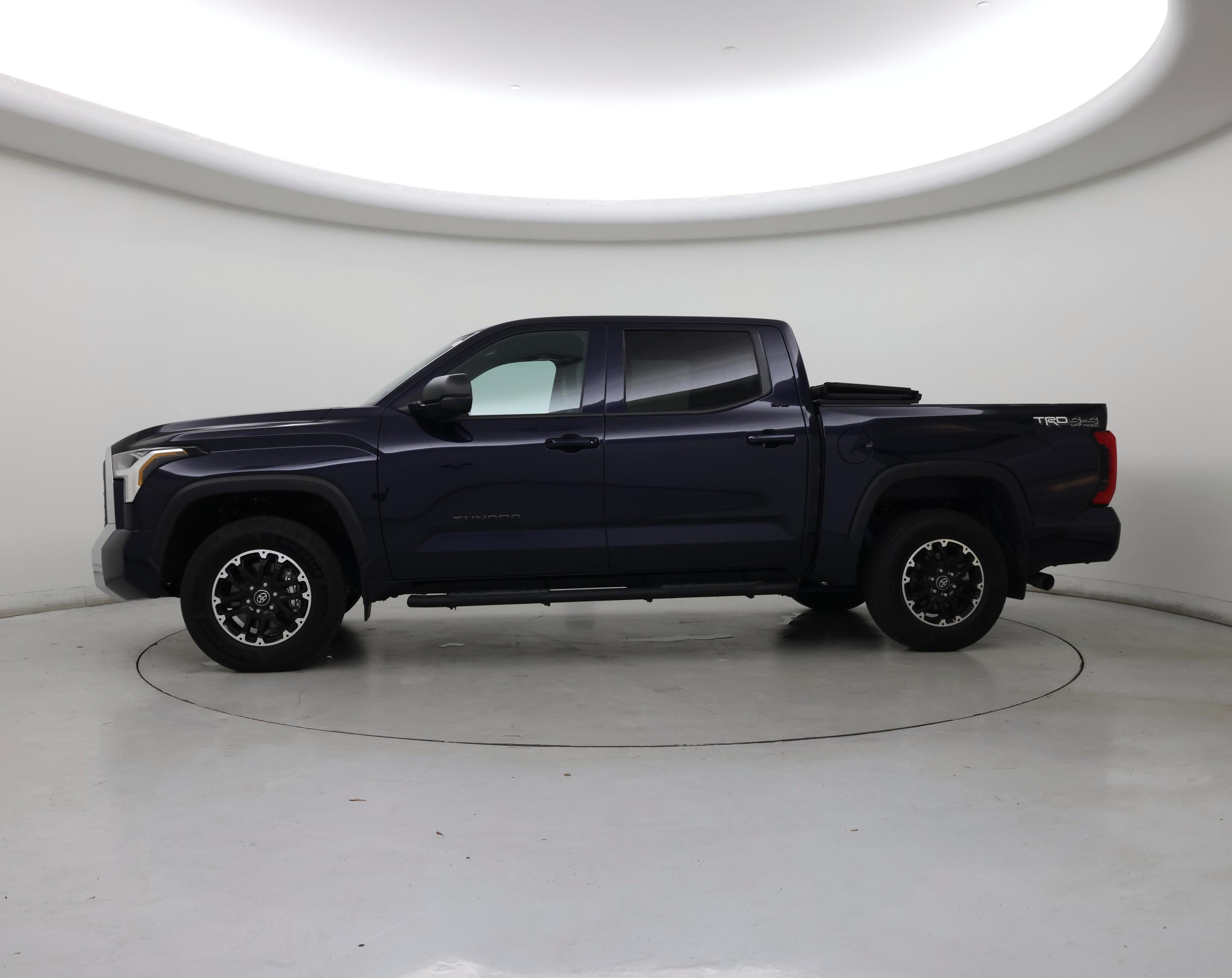 Thumbnail: 2025 Toyota Tundra - 3
