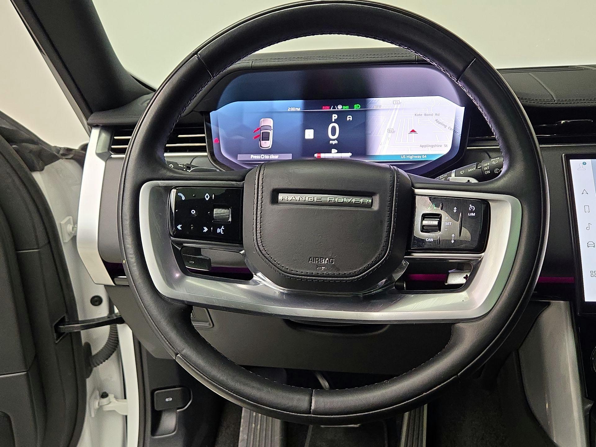 Thumbnail: 2023 Land Rover Range Rover - 10