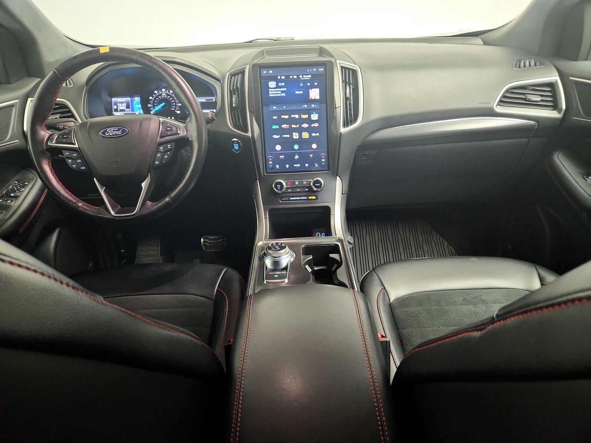 Thumbnail: 2023 Ford Edge - 9