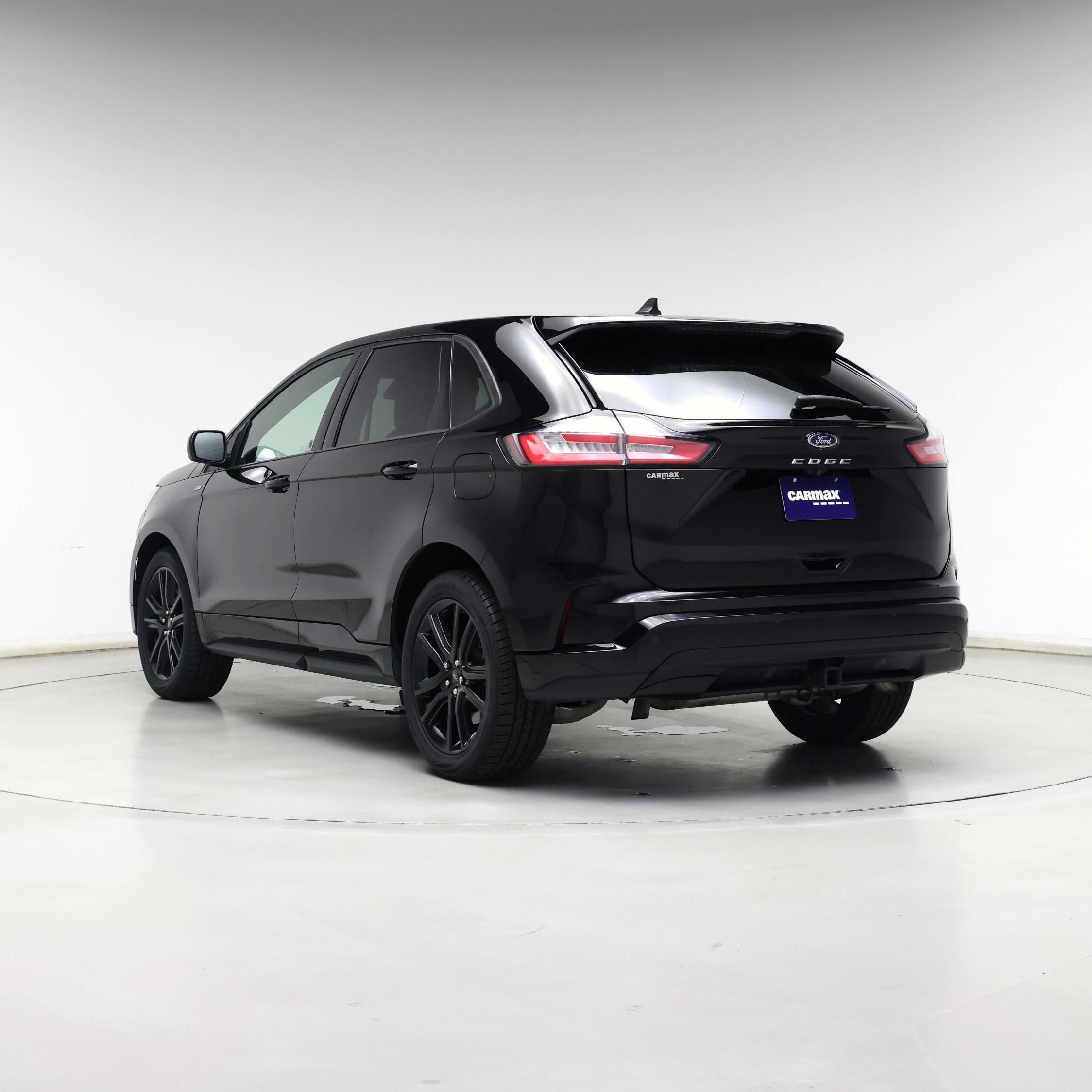 Thumbnail: 2023 Ford Edge - 2