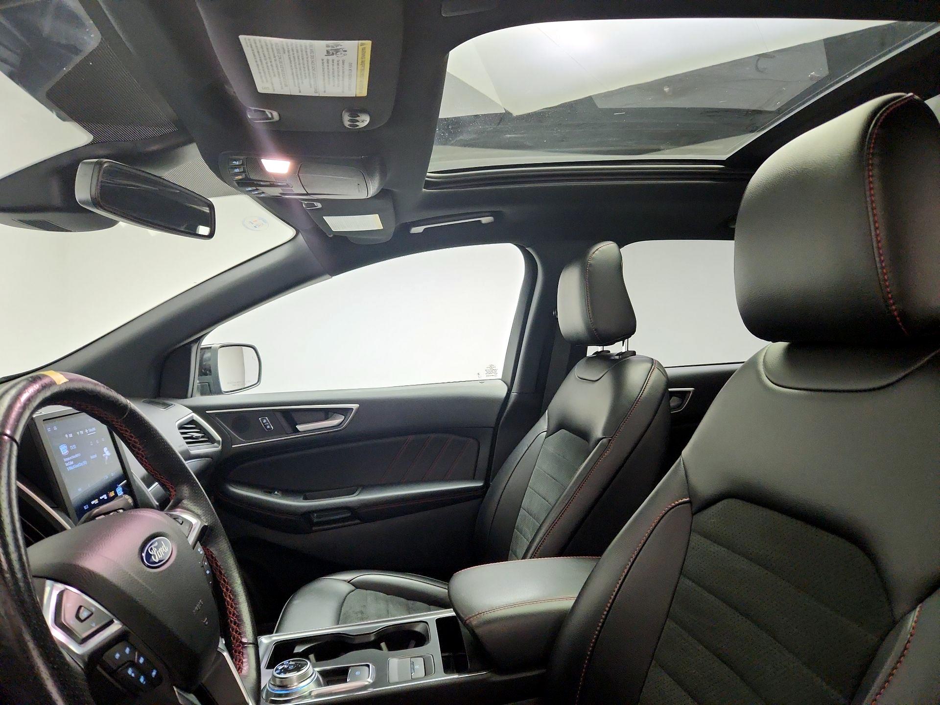 Thumbnail: 2023 Ford Edge - 19