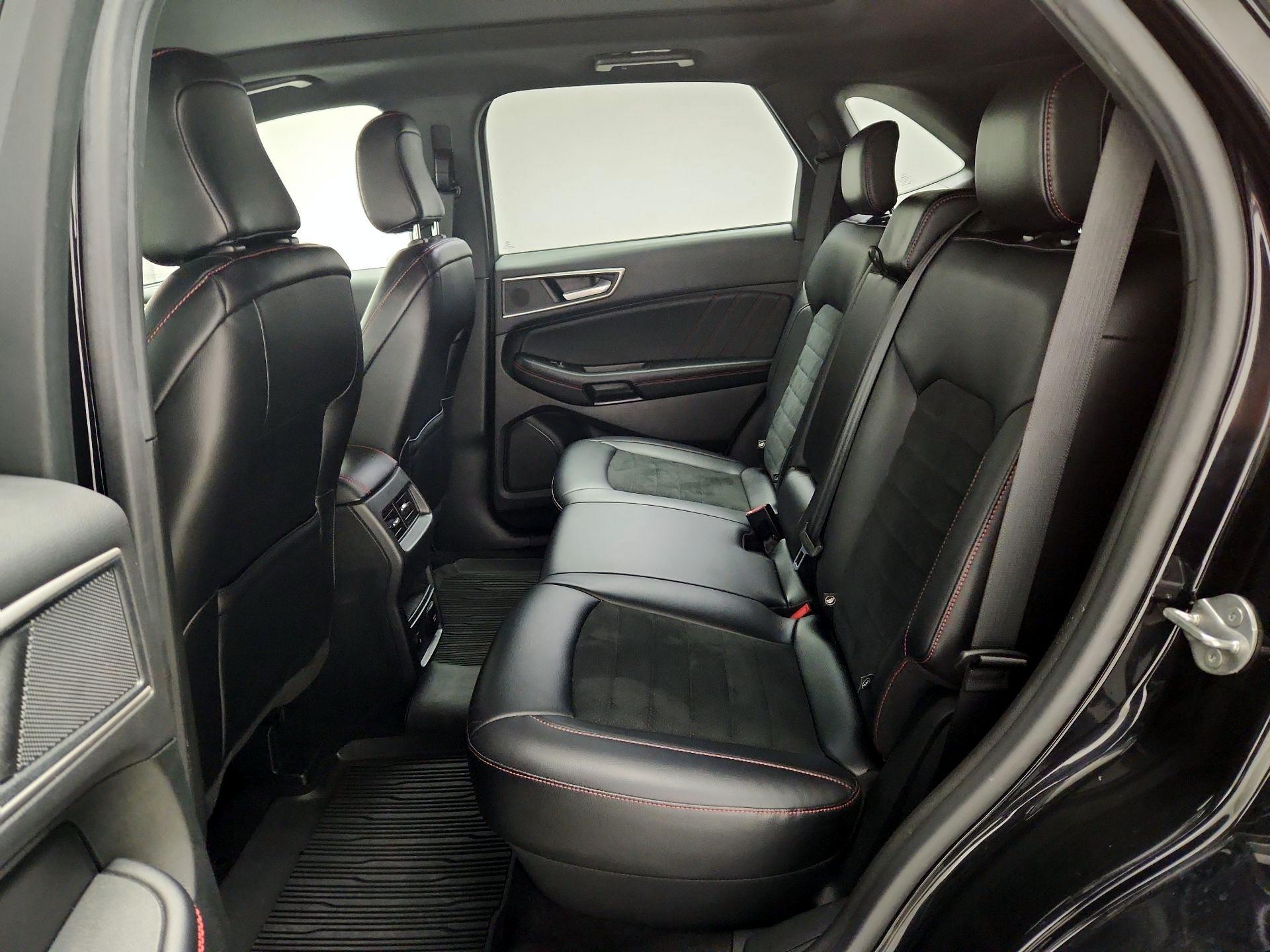 Thumbnail: 2023 Ford Edge - 20