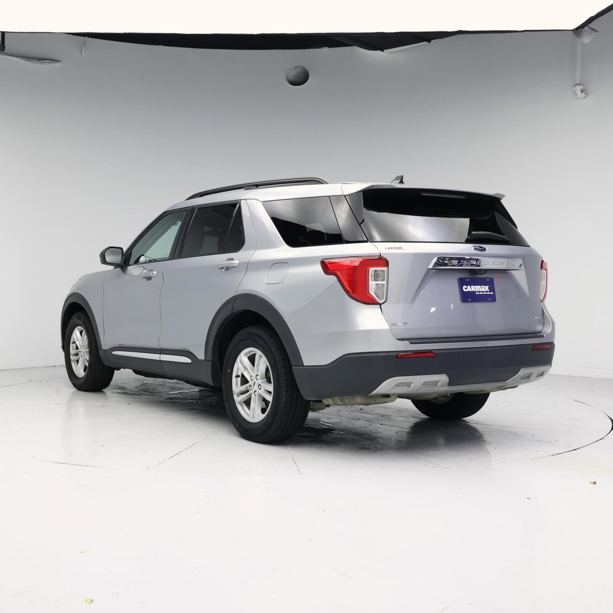 Thumbnail: 2022 Ford Explorer - 2