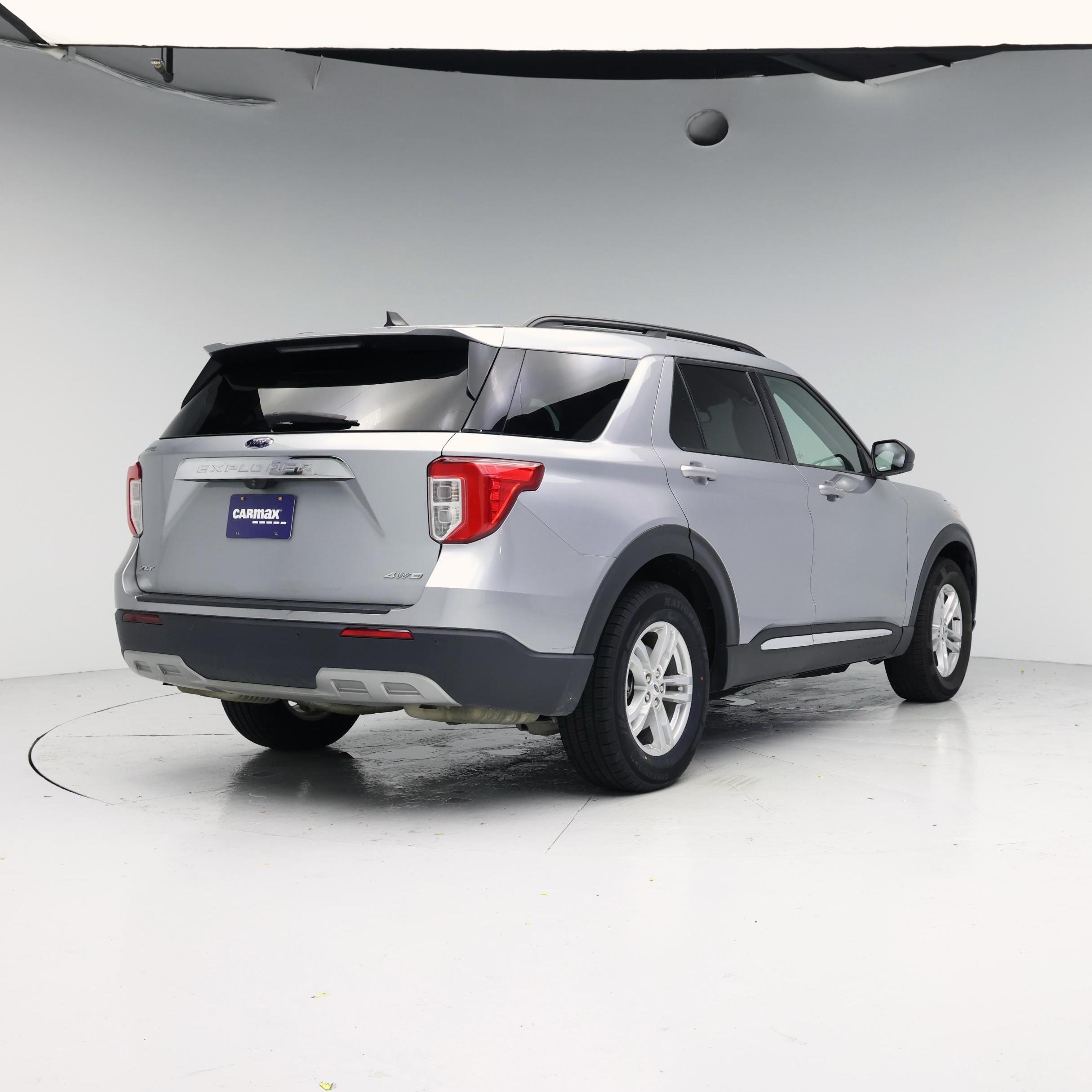 Thumbnail: 2022 Ford Explorer - 8