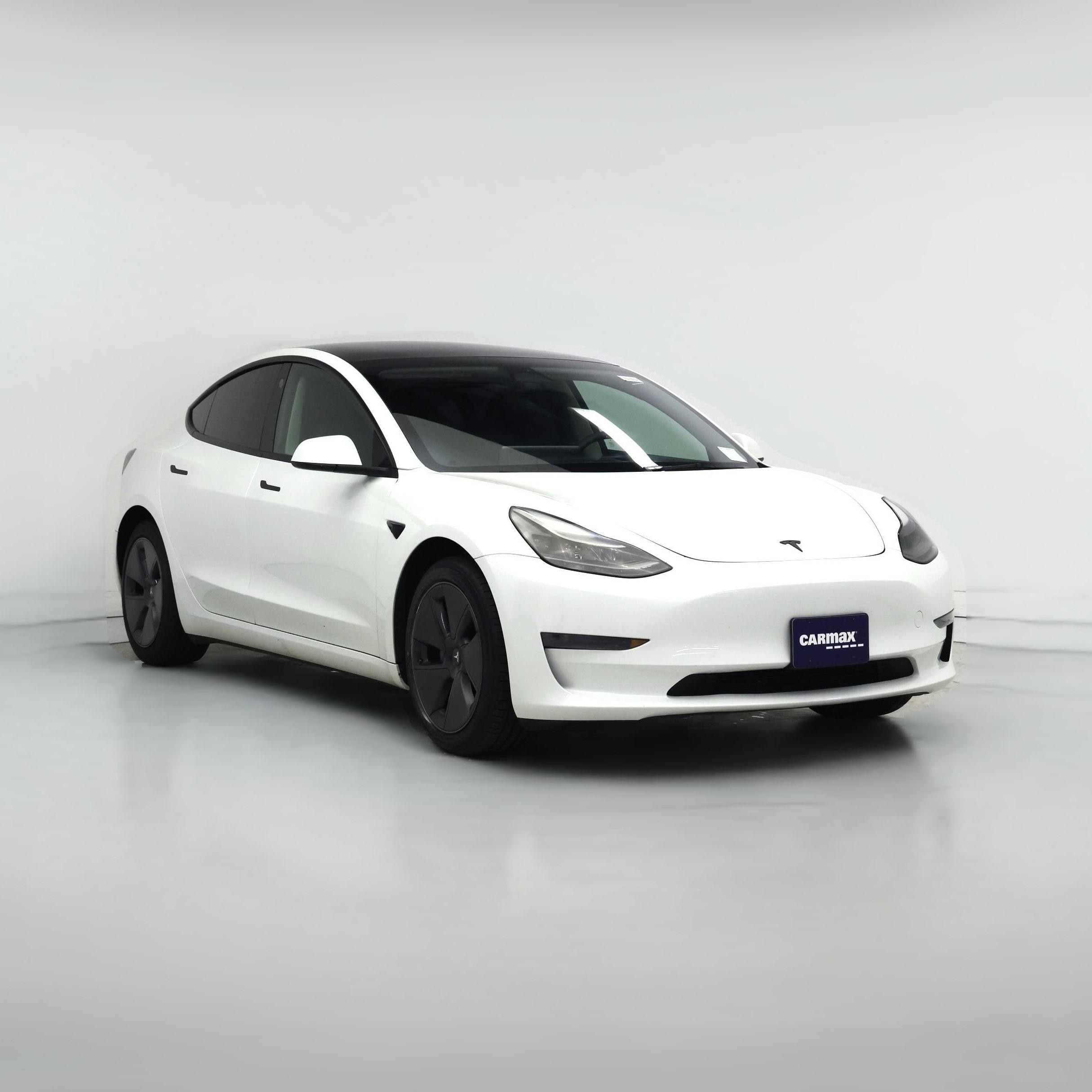 Thumbnail: 2023 Tesla Model 3 - 1
