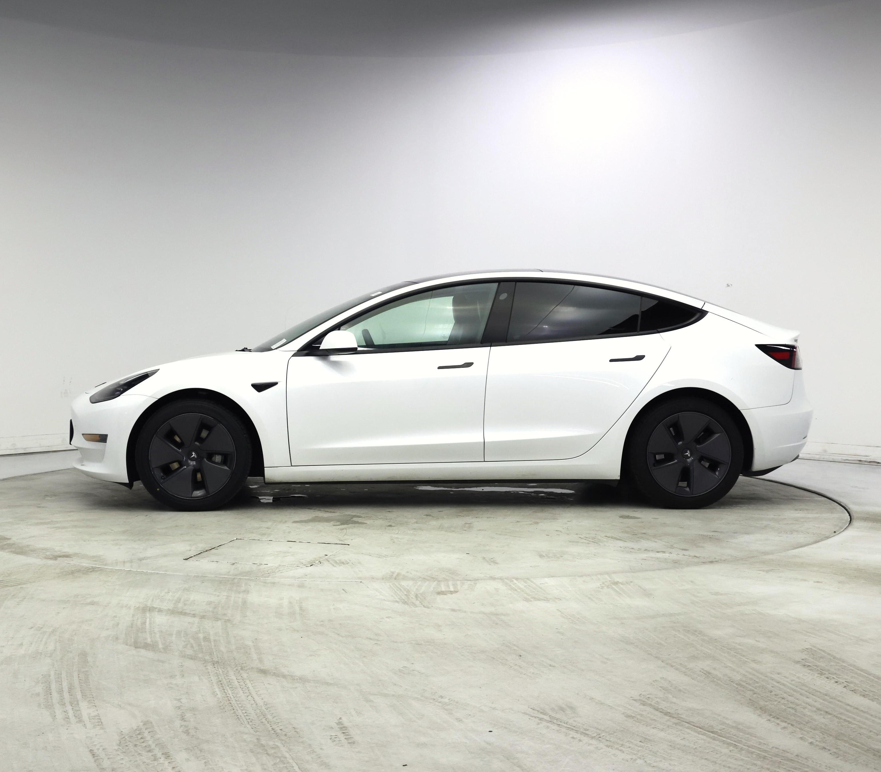 Thumbnail: 2023 Tesla Model 3 - 3