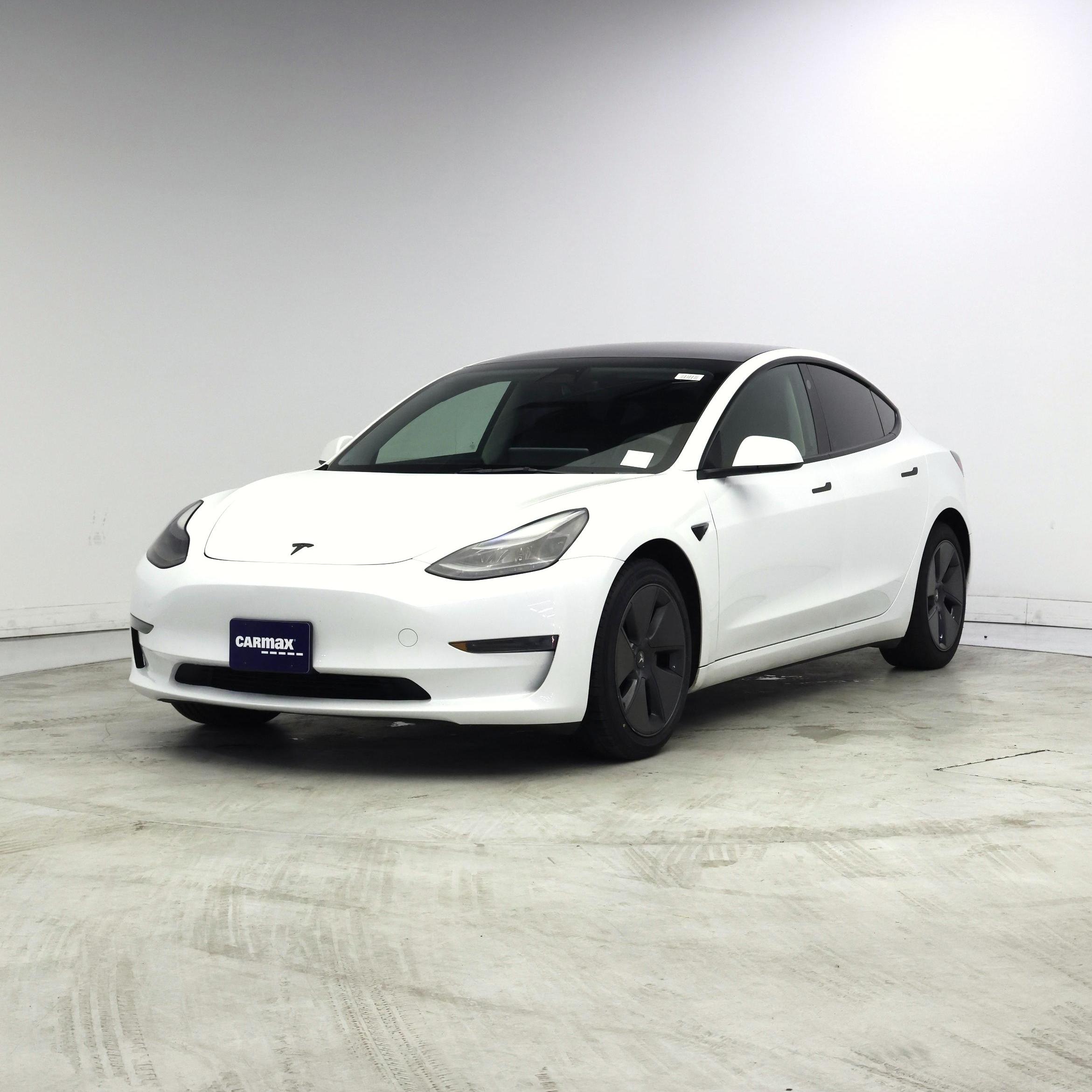Thumbnail: 2023 Tesla Model 3 - 4