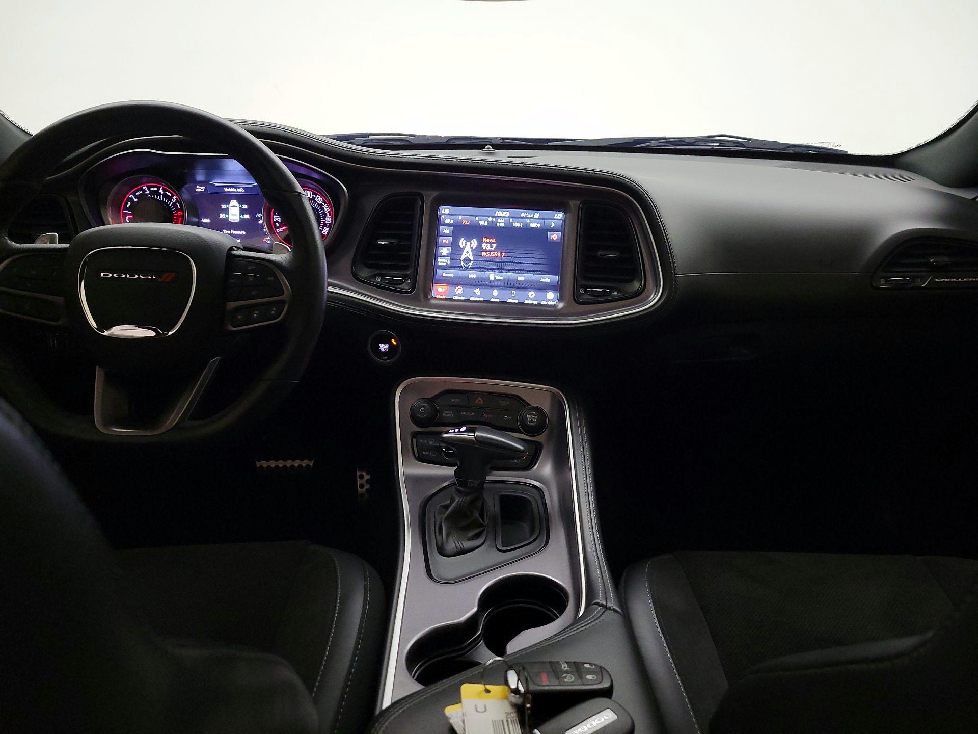 Thumbnail: 2020 Dodge Challenger - 9