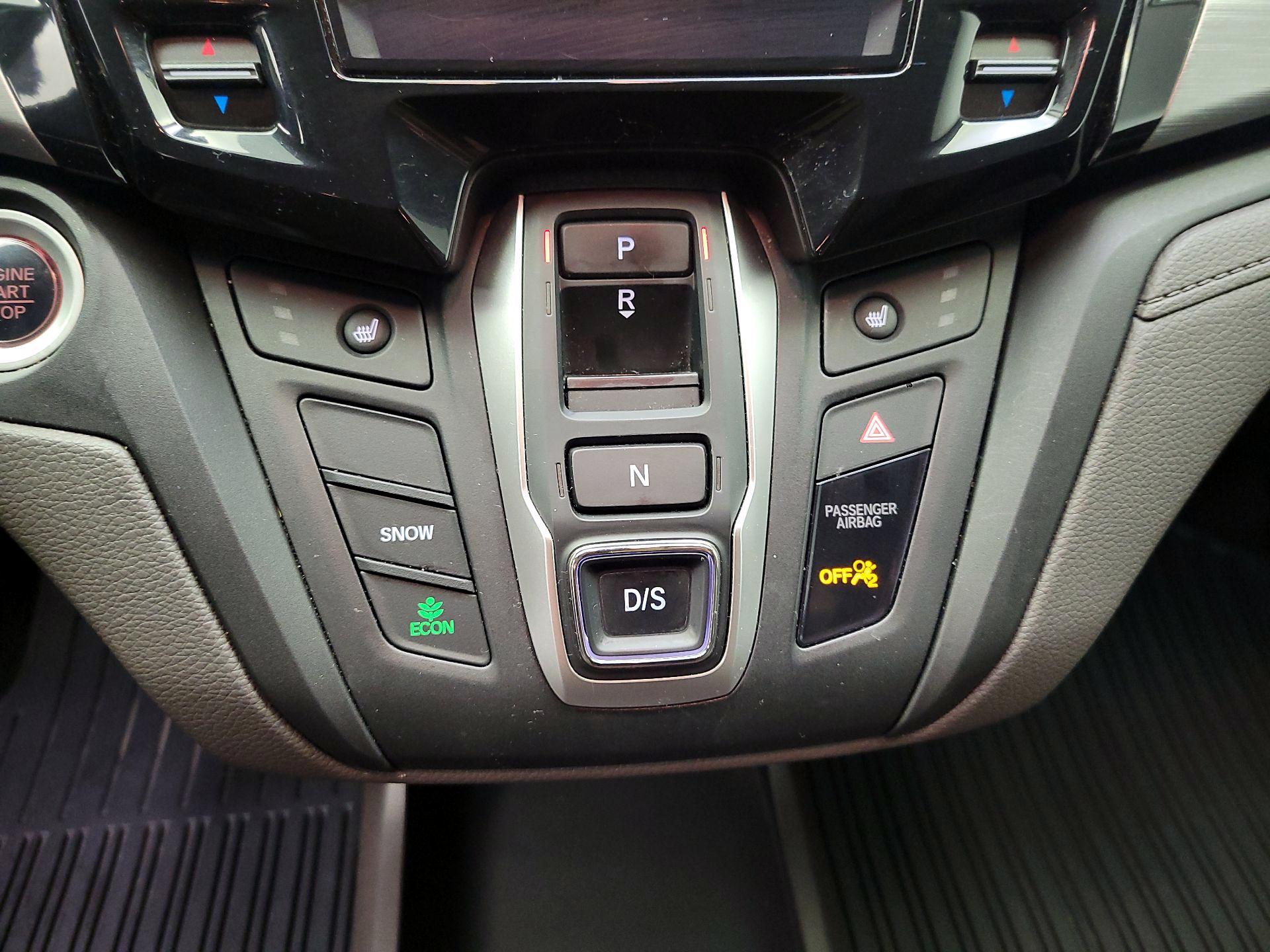 Thumbnail: 2019 Honda Odyssey - 18