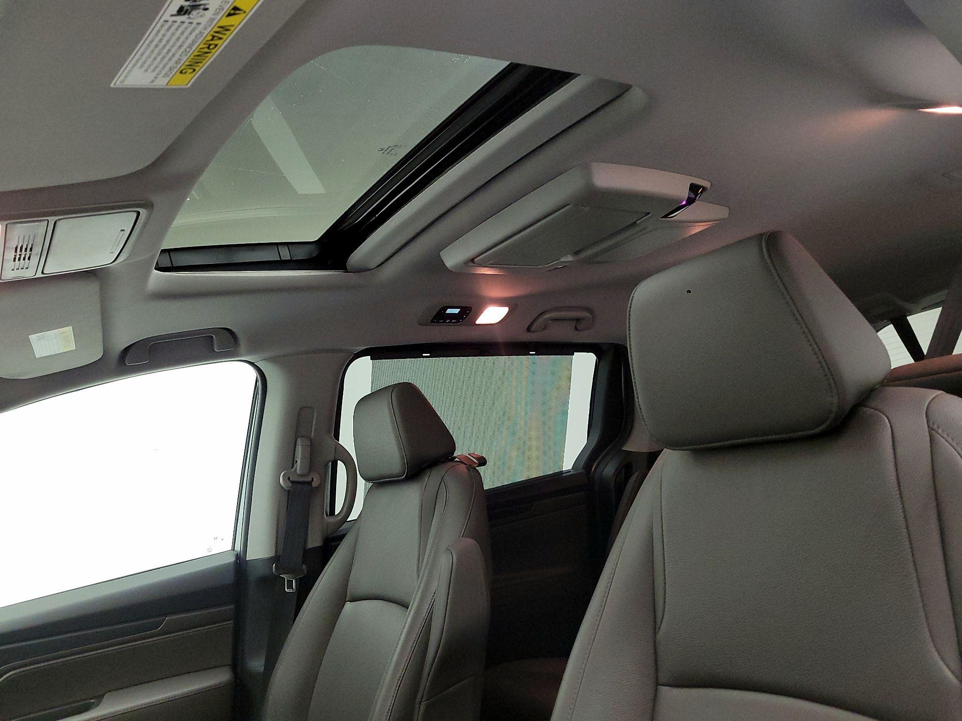 Thumbnail: 2019 Honda Odyssey - 20