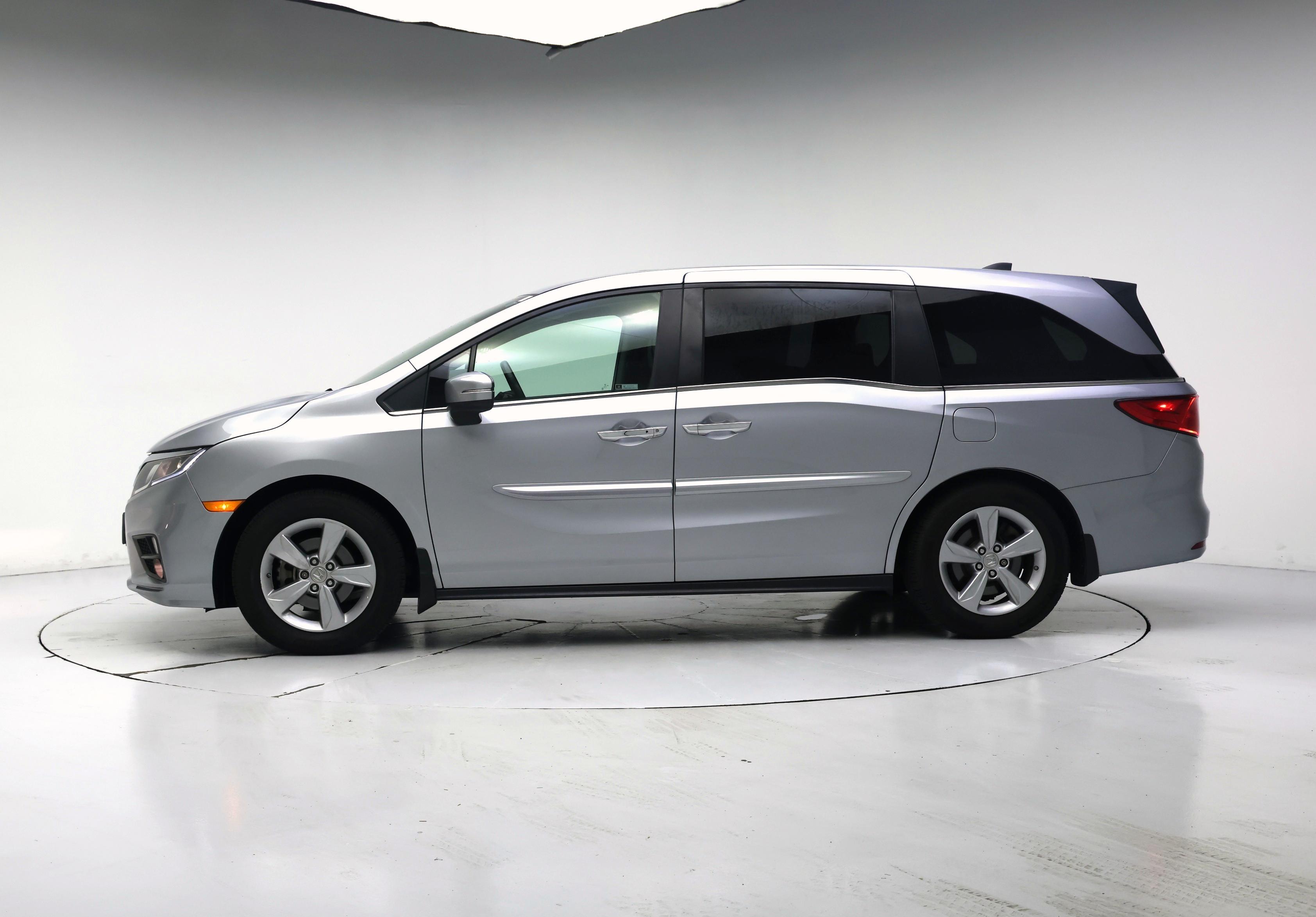 Thumbnail: 2019 Honda Odyssey - 3