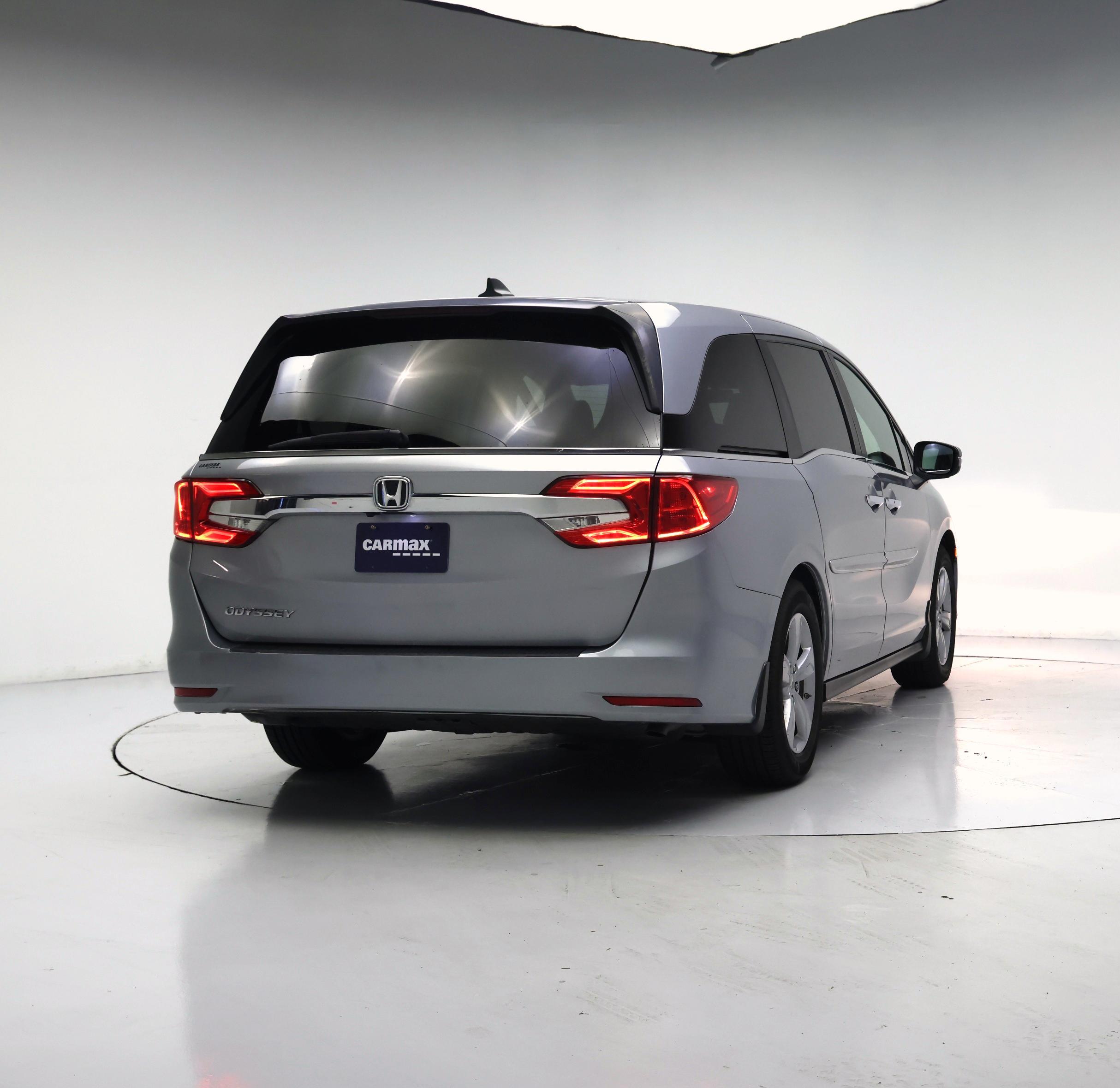 Thumbnail: 2019 Honda Odyssey - 8