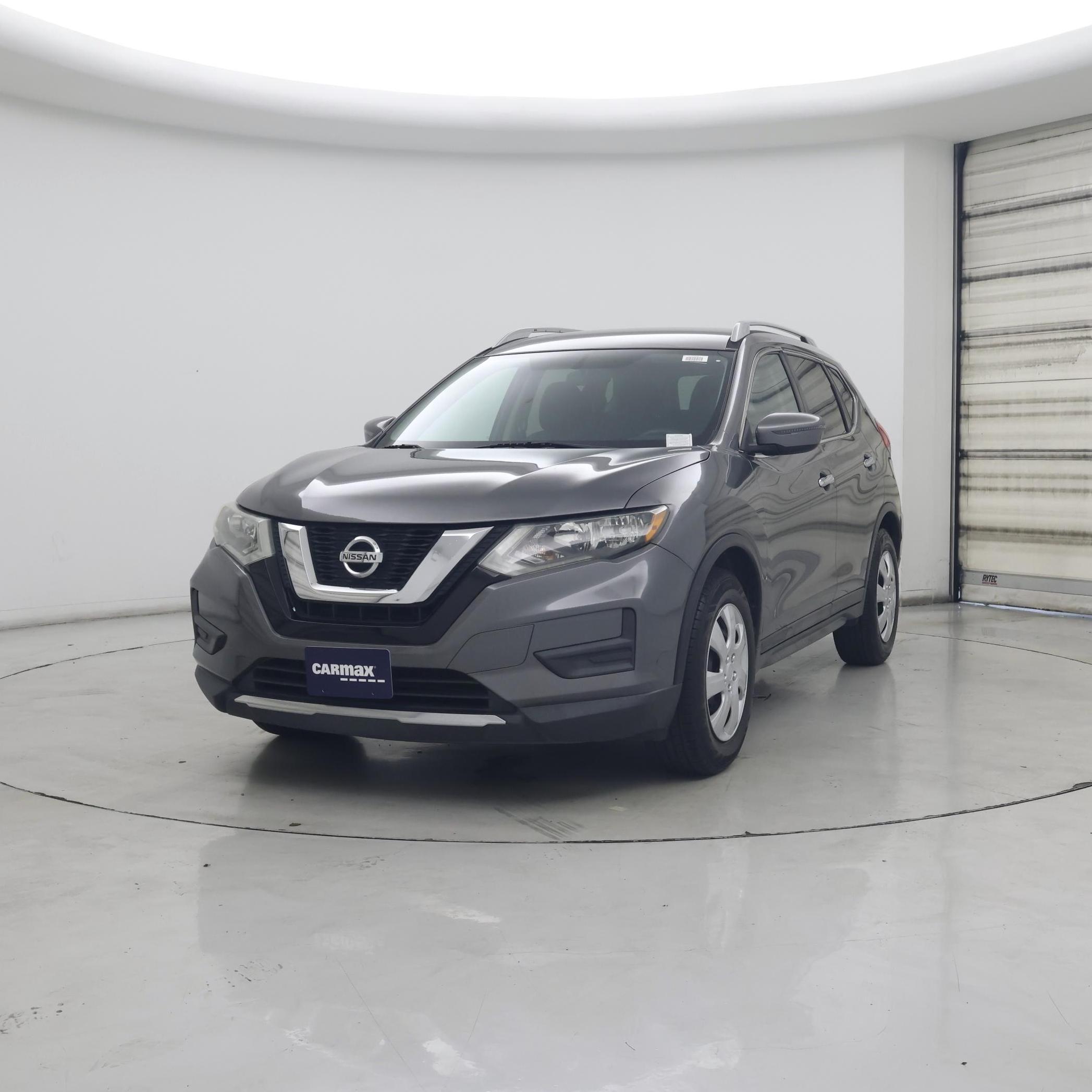 Thumbnail: 2017 Nissan Rogue - 4