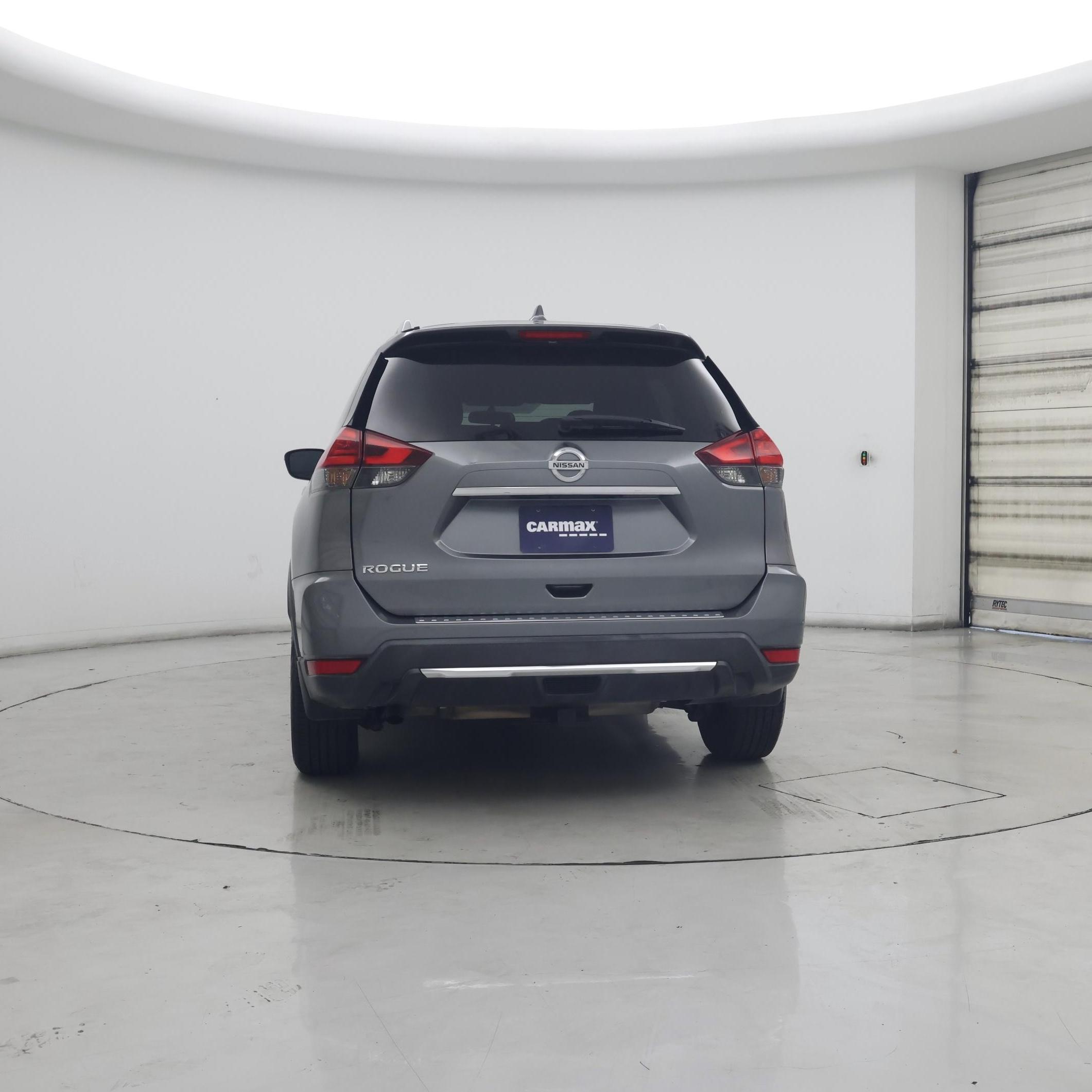 Thumbnail: 2017 Nissan Rogue - 6