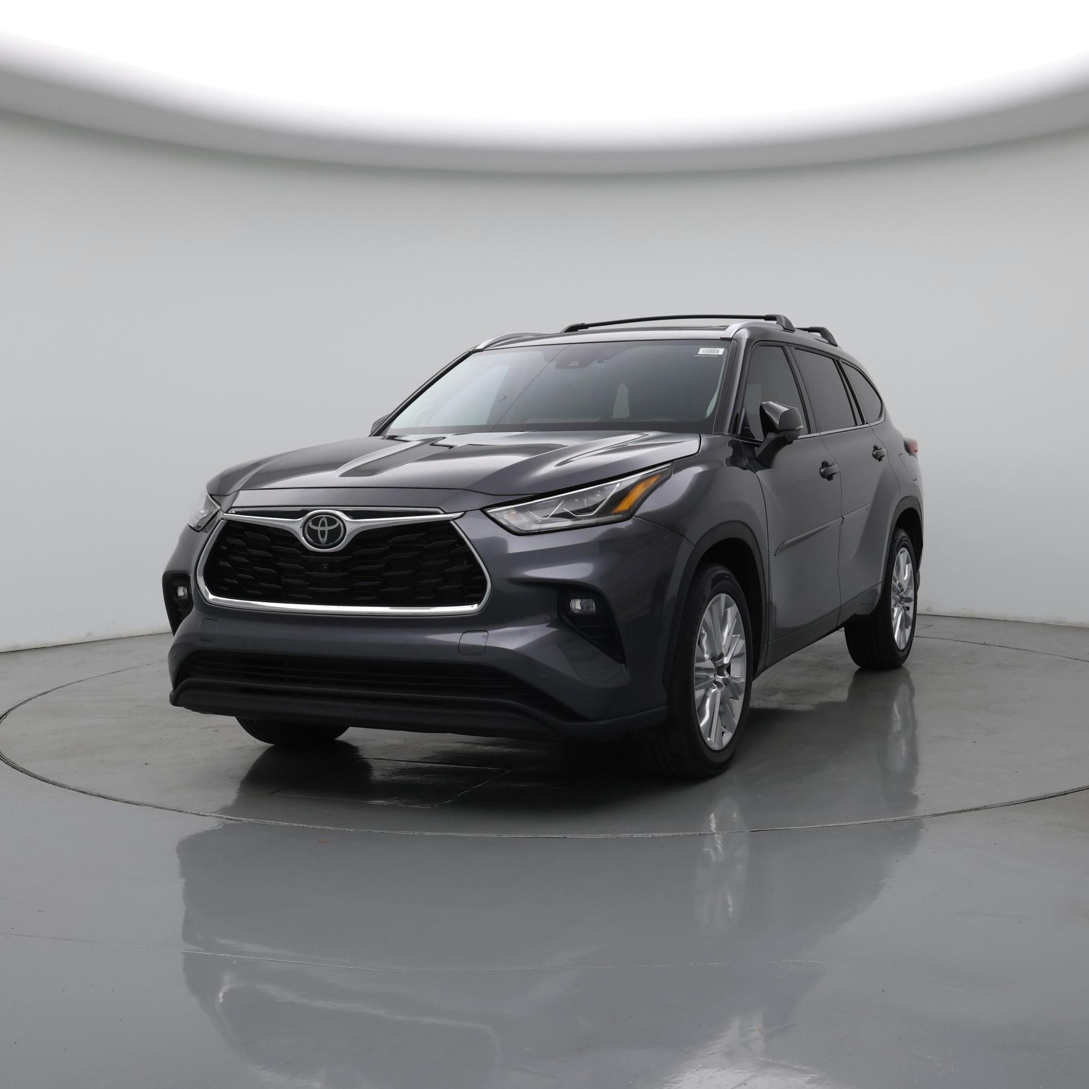 Thumbnail: 2023 Toyota Highlander - 4
