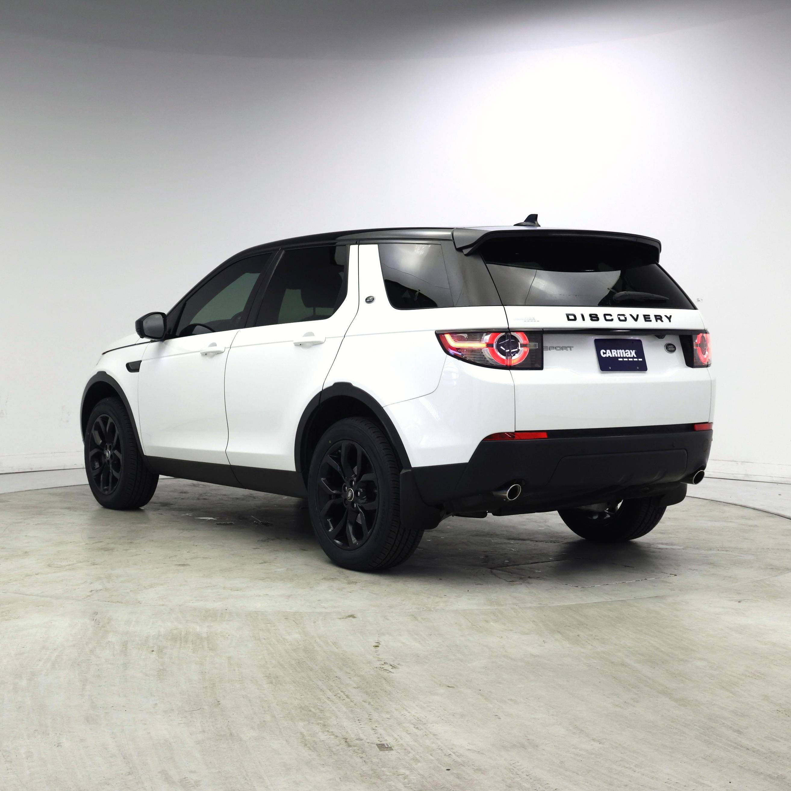 Thumbnail: 2016 Land Rover Discovery Sport - 2