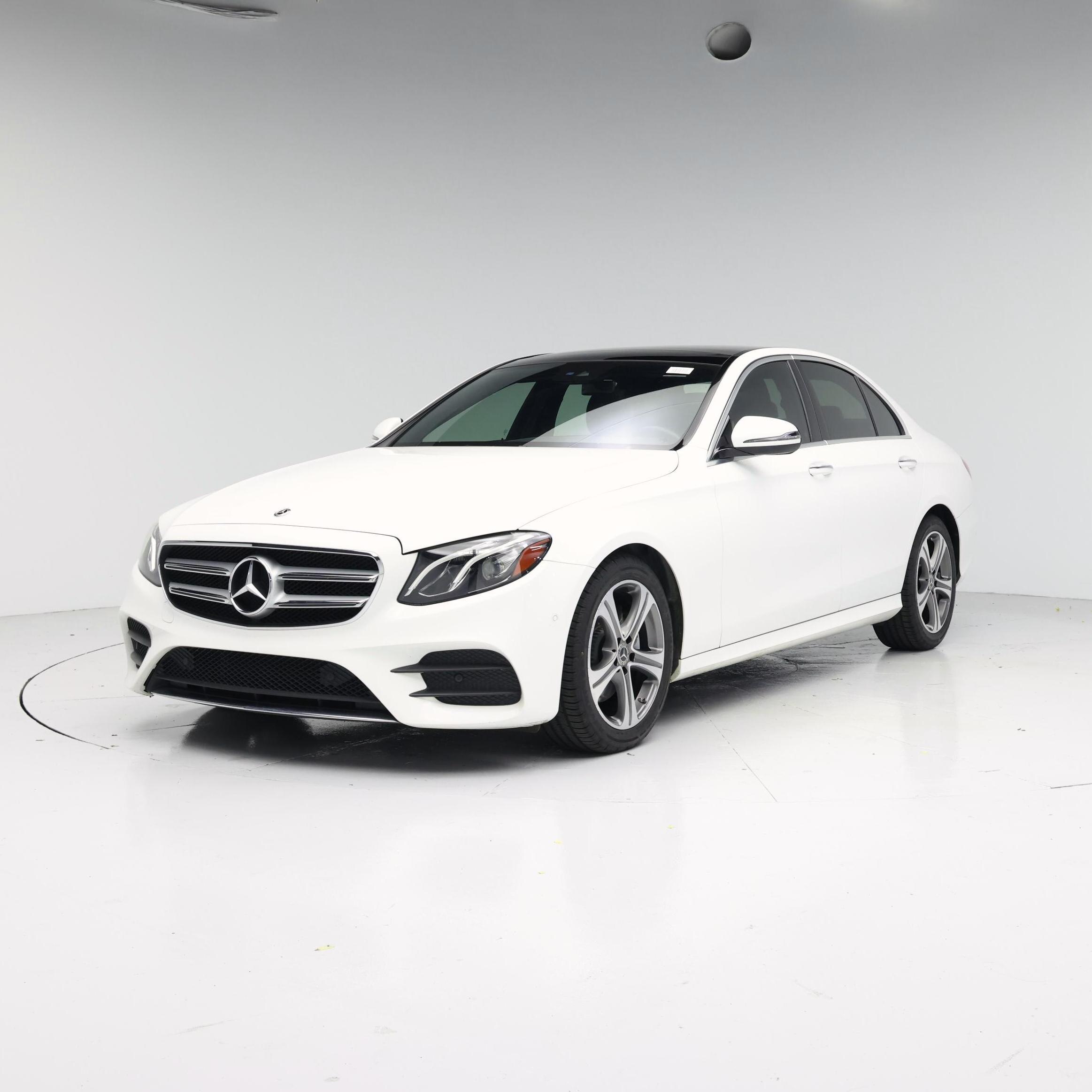 Thumbnail: 2018 Mercedes-Benz E-Class - 4