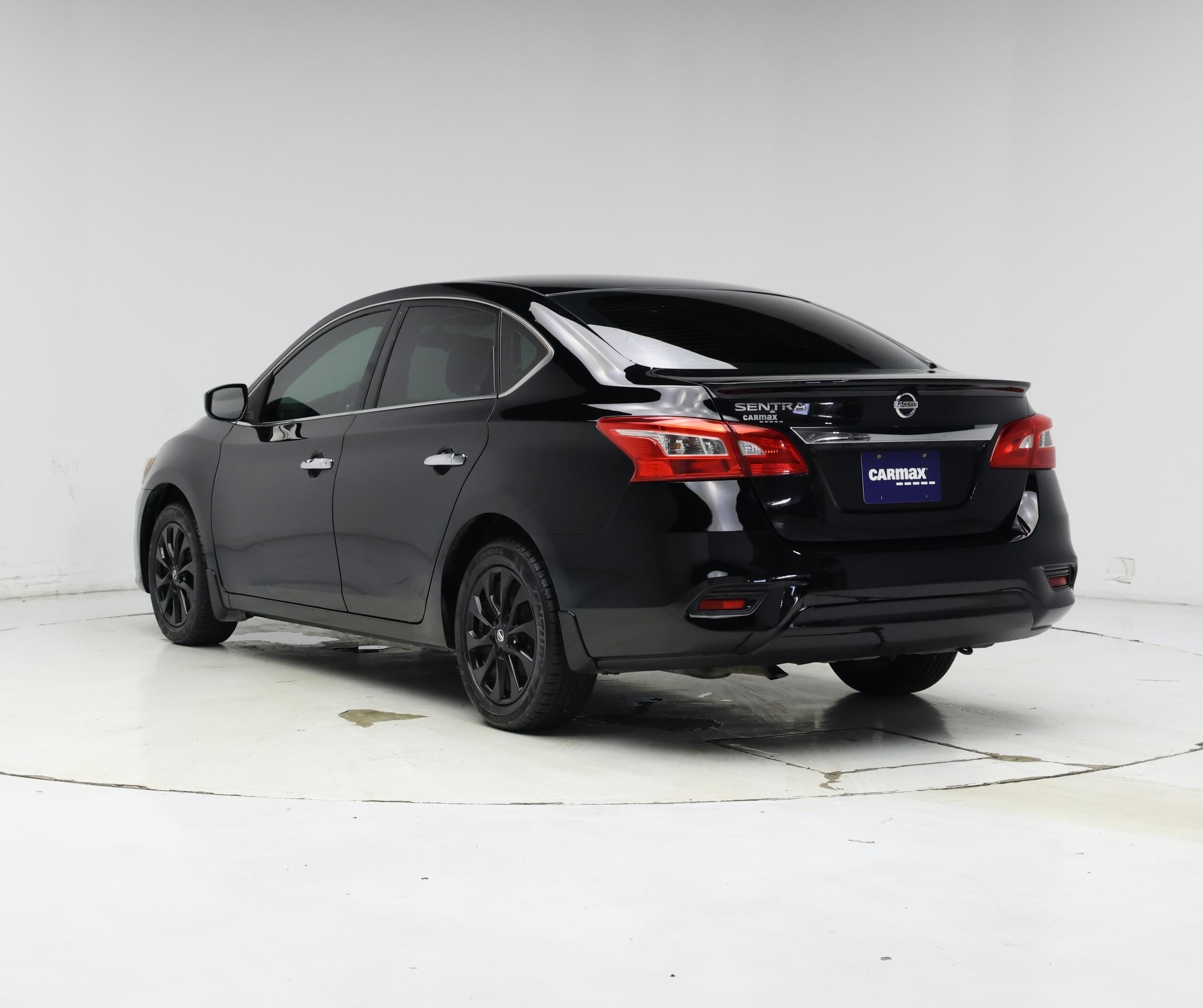 Thumbnail: 2018 Nissan Sentra - 2