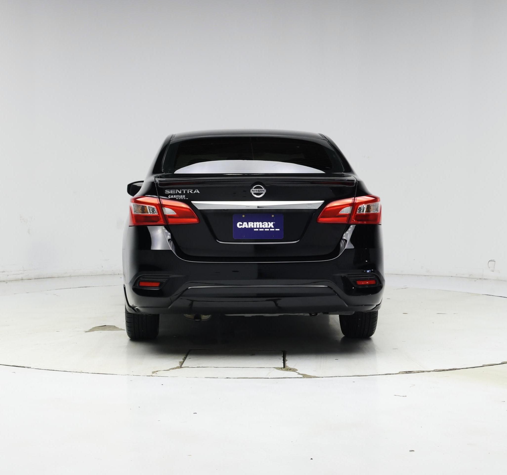 Thumbnail: 2018 Nissan Sentra - 6