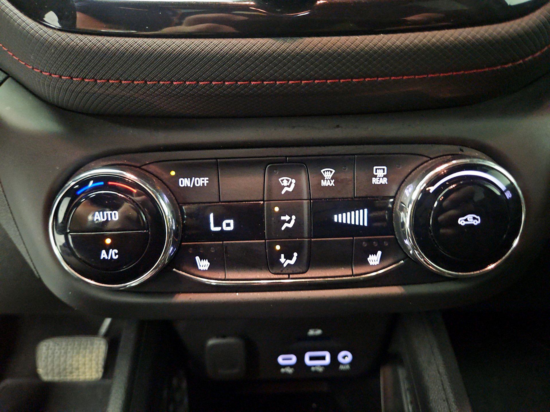 Thumbnail: 2021 Chevrolet TrailBlazer - 16
