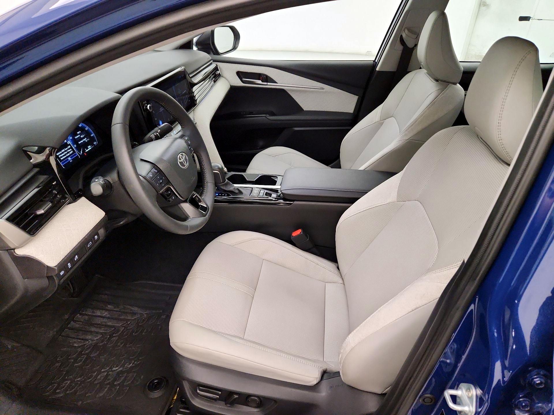 Thumbnail: 2025 Toyota Camry - 11