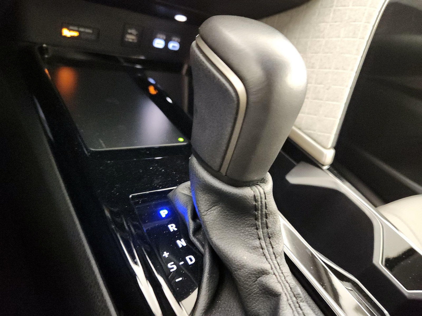 2025 Toyota Camry XLE - Photo 19