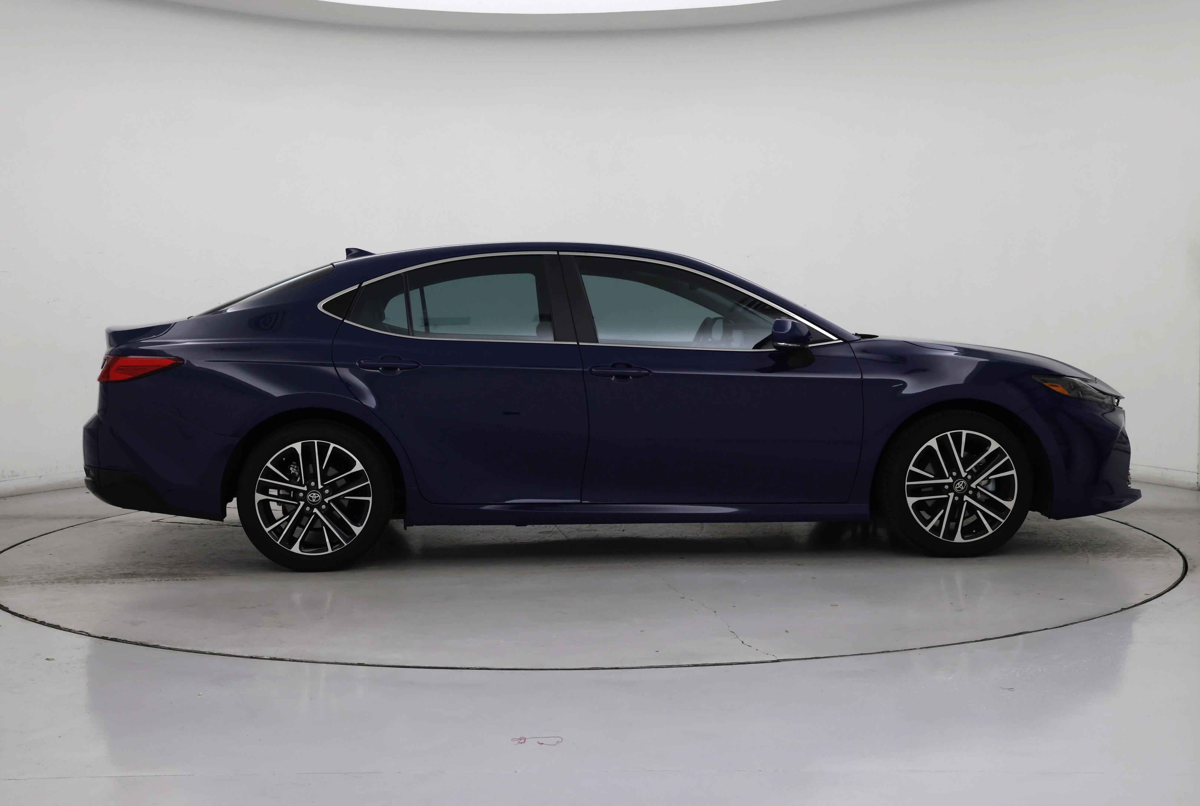 Thumbnail: 2025 Toyota Camry - 7