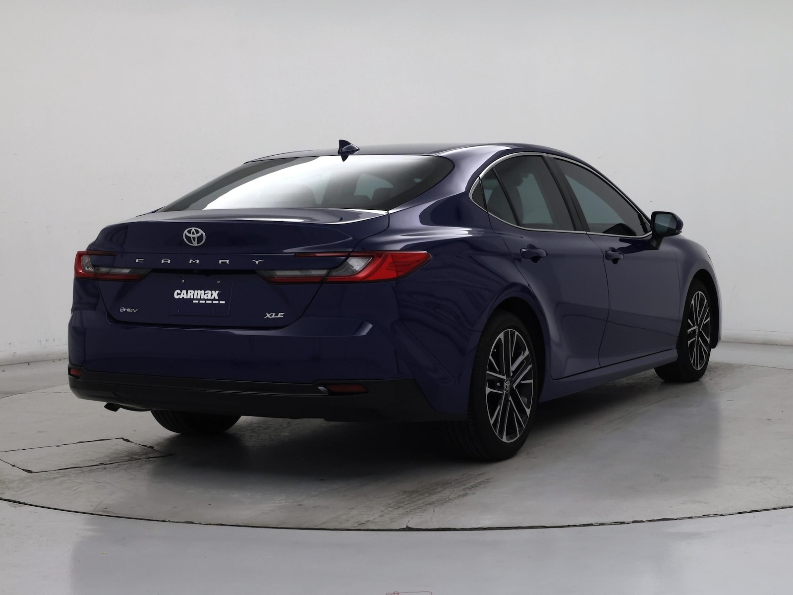 2025 Toyota Camry XLE - Photo 9