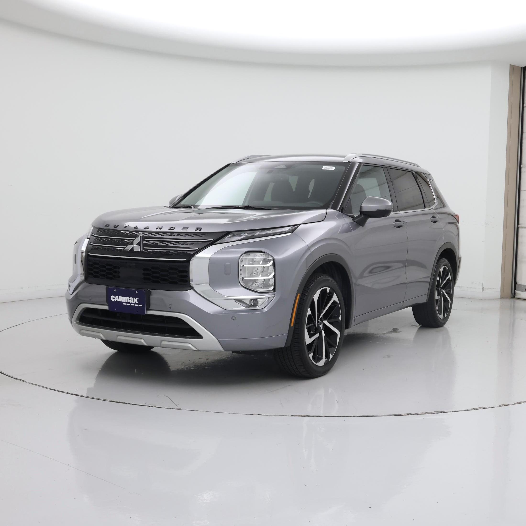 Thumbnail: 2024 Mitsubishi Outlander - 4