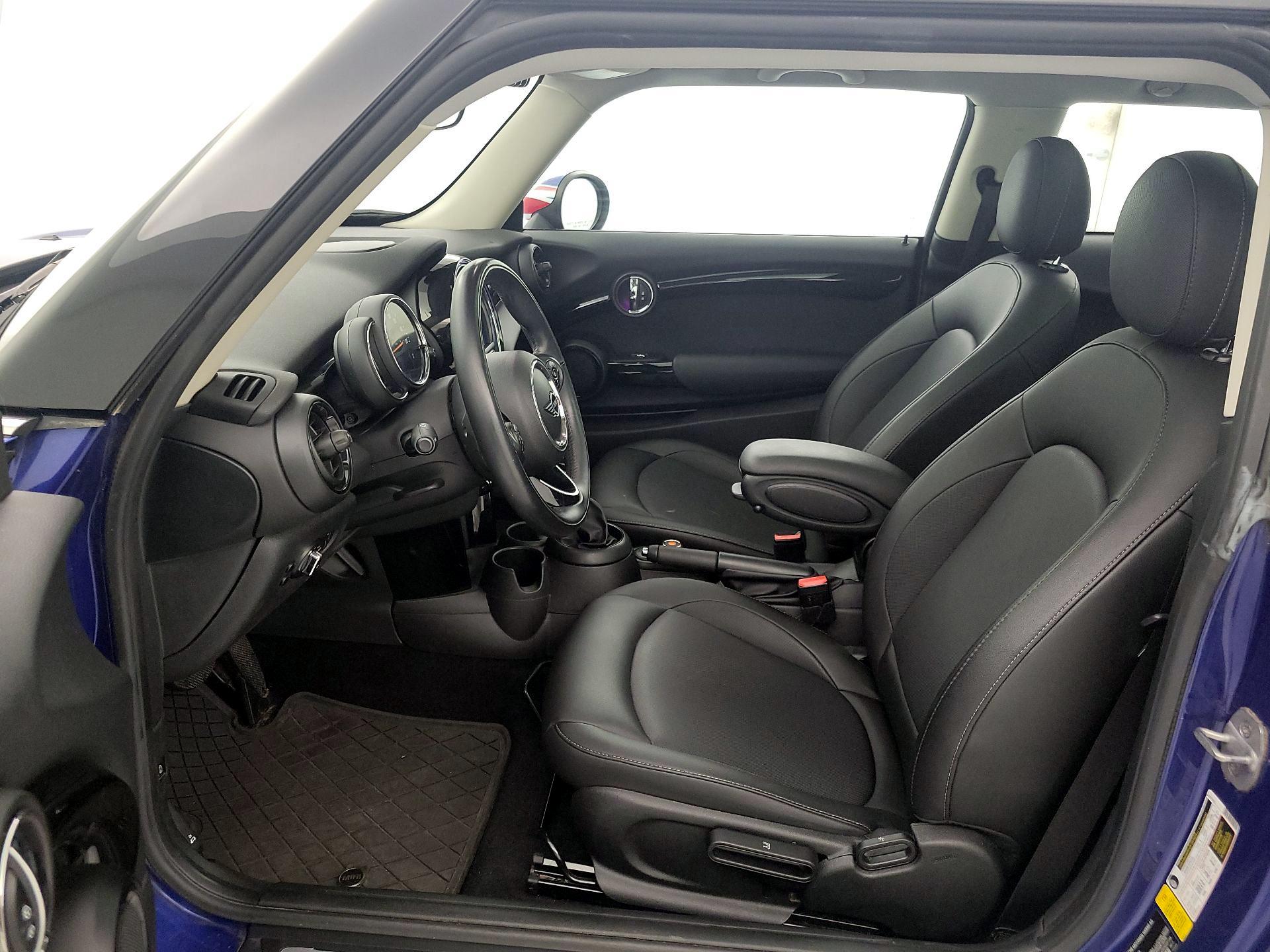 Thumbnail: 2019 MINI Cooper Hardtop - 11