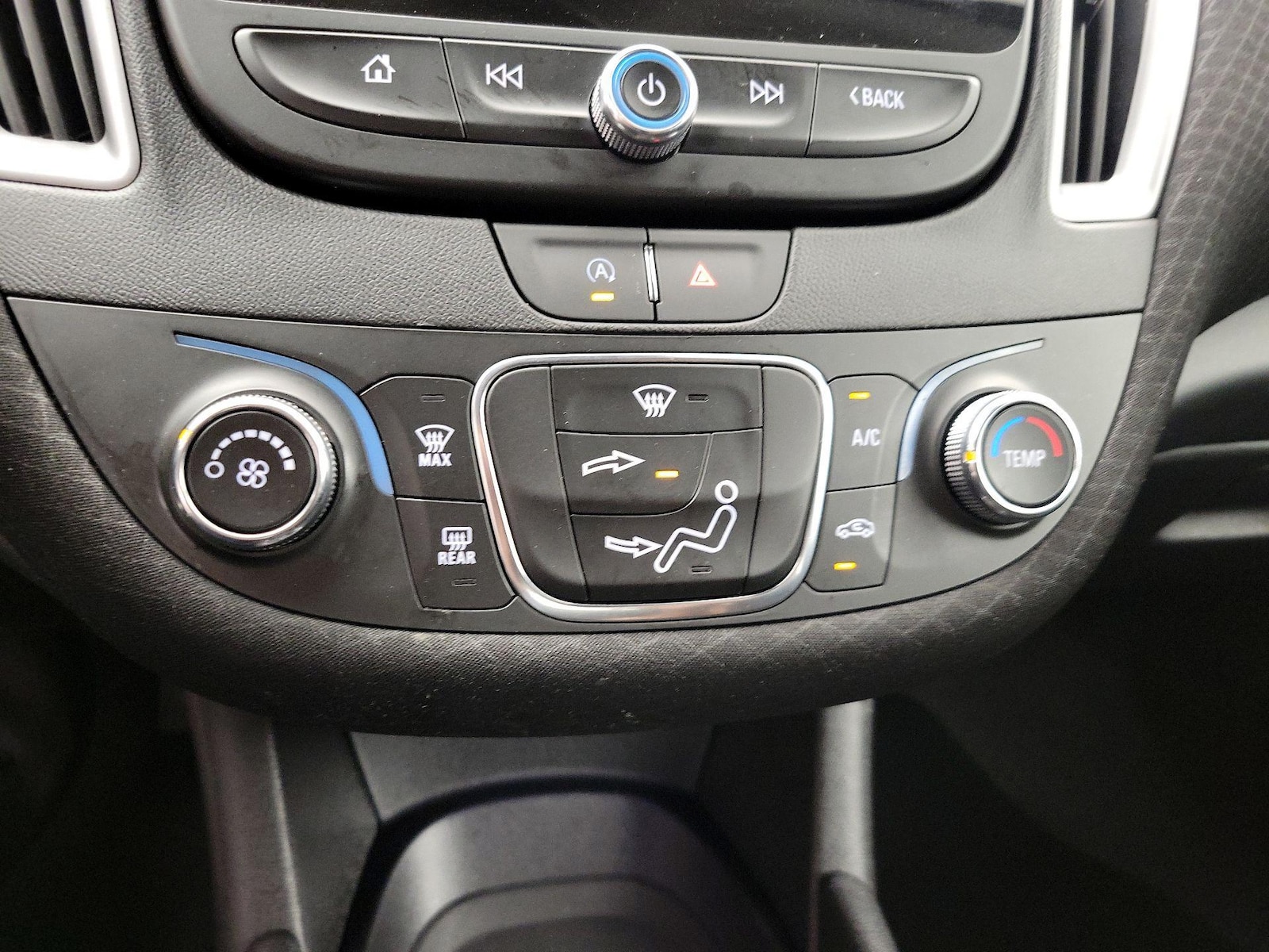 2024 Chevrolet Malibu RS - Photo 17