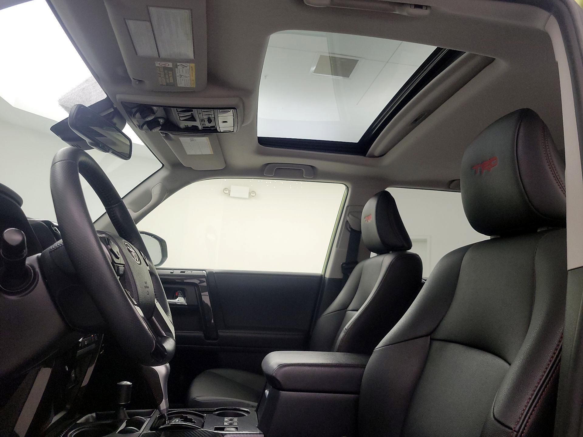 Thumbnail: 2022 Toyota 4Runner - 20