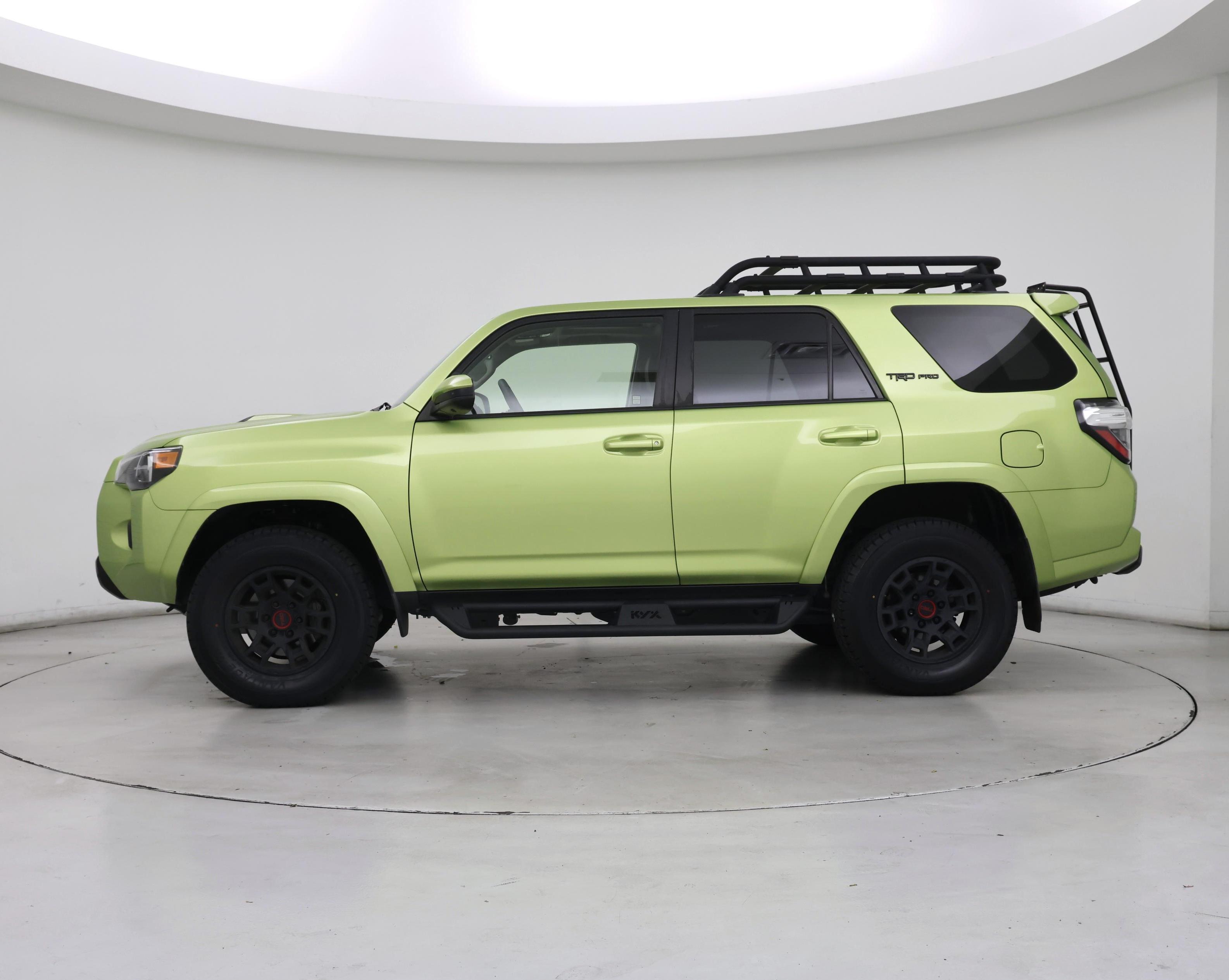 Thumbnail: 2022 Toyota 4Runner - 3