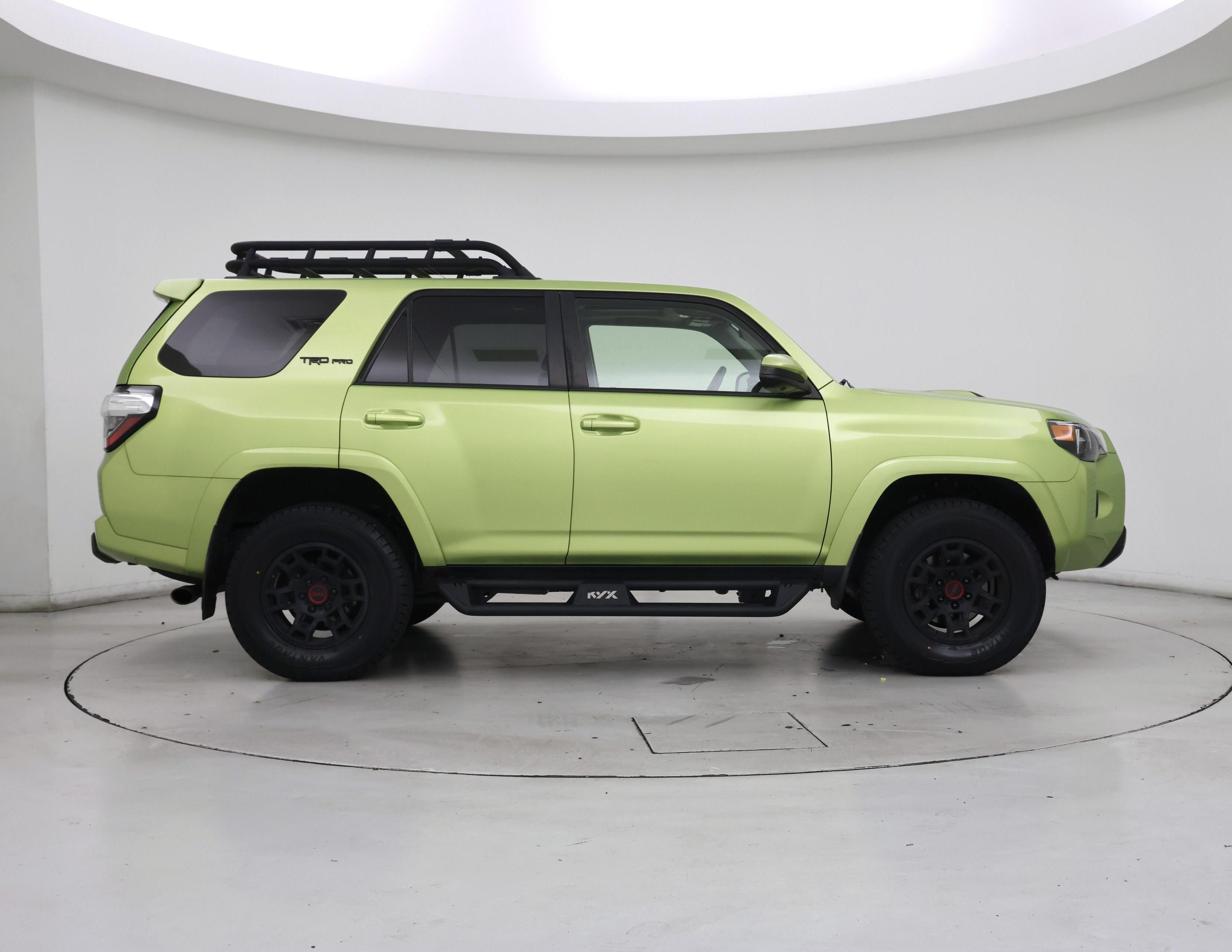 Thumbnail: 2022 Toyota 4Runner - 7