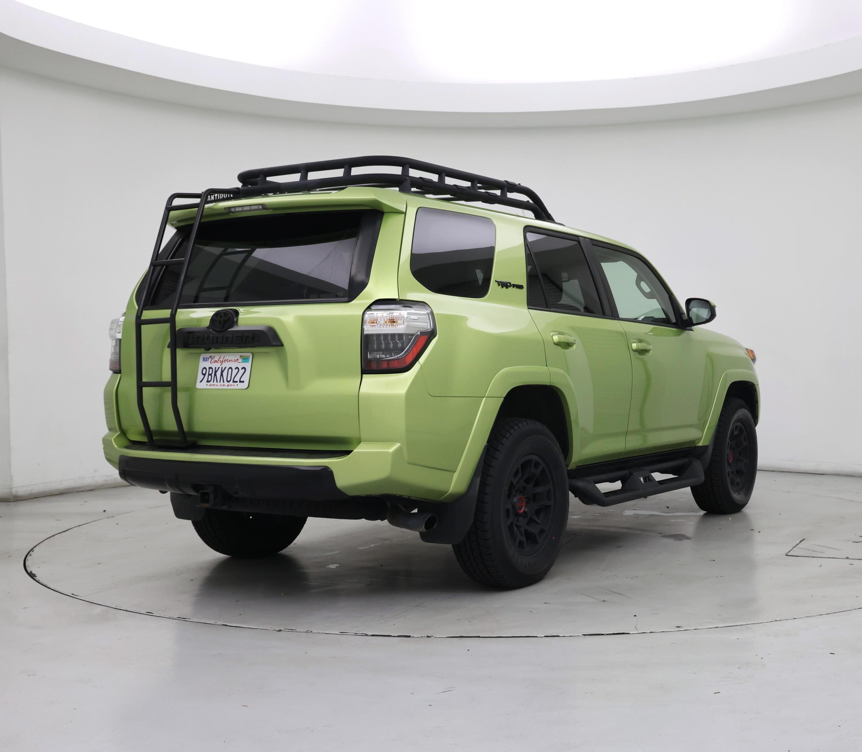 Thumbnail: 2022 Toyota 4Runner - 8